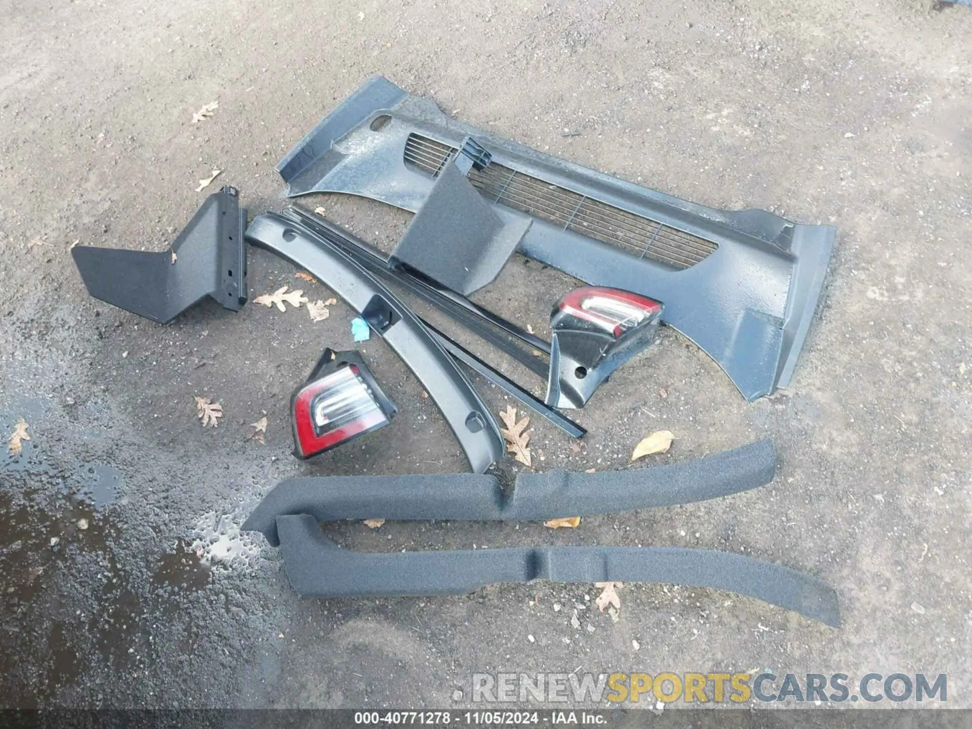 11 Photograph of a damaged car 7SAYGDEE8PF692744 TESLA MODEL Y 2023
