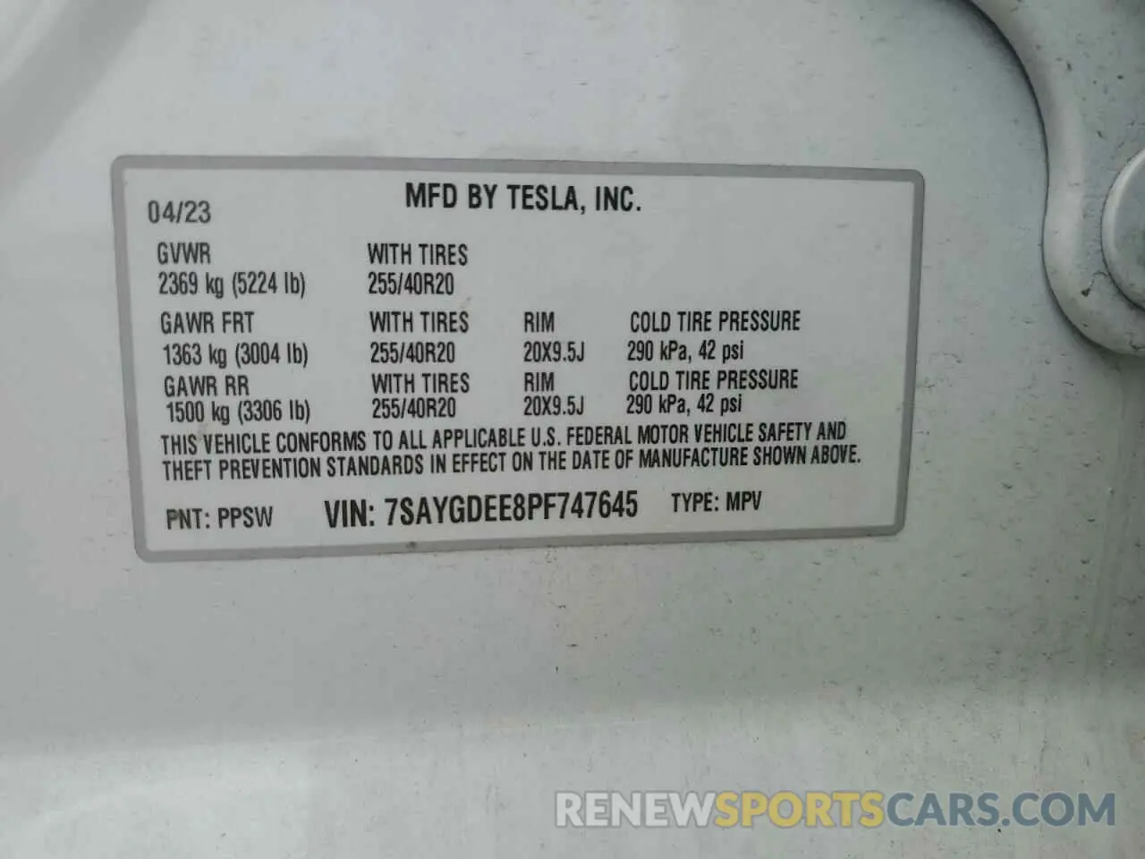 13 Photograph of a damaged car 7SAYGDEE8PF747645 TESLA MODEL Y 2023