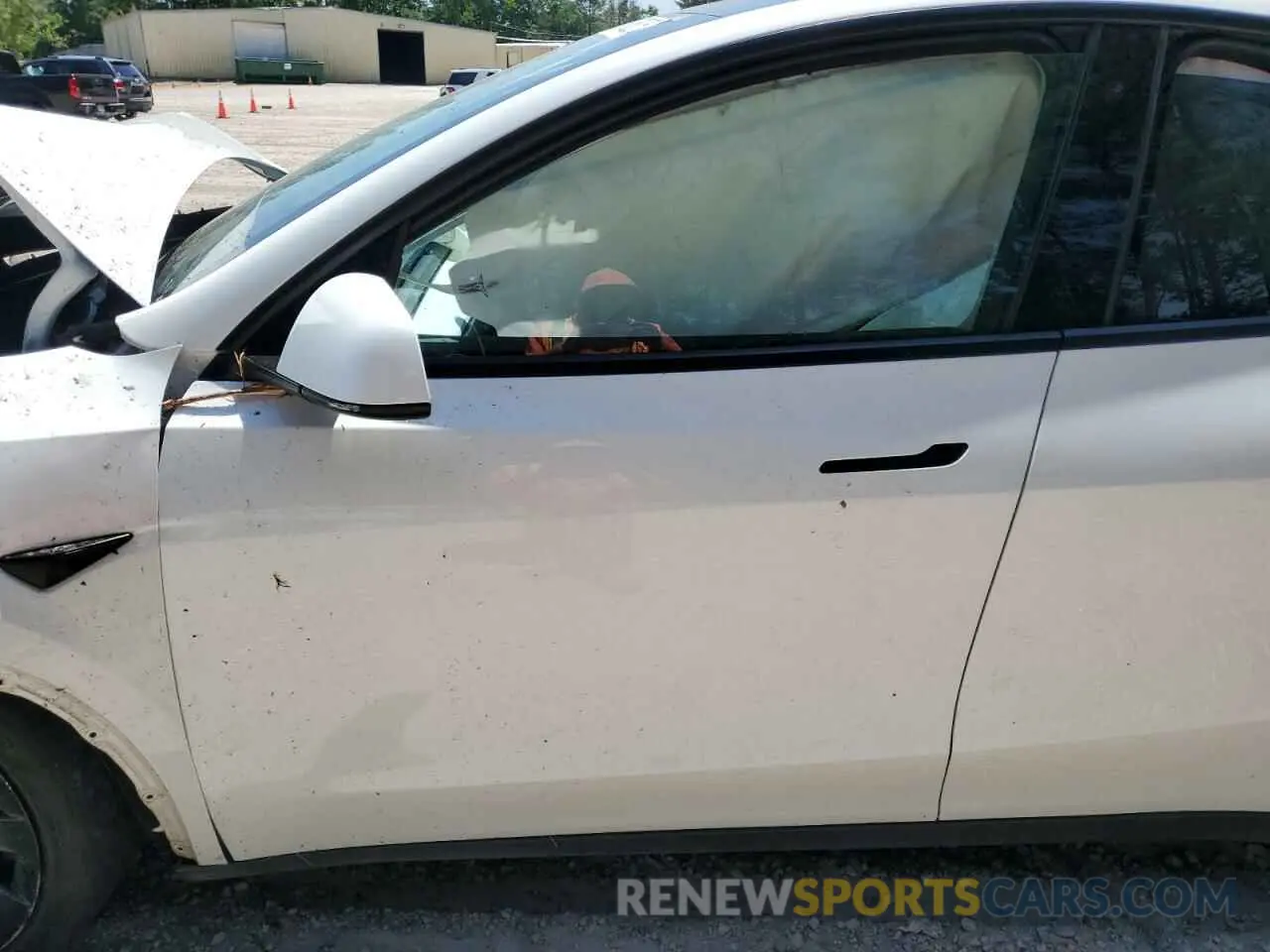 7 Photograph of a damaged car 7SAYGDEE8PF748262 TESLA MODEL Y 2023