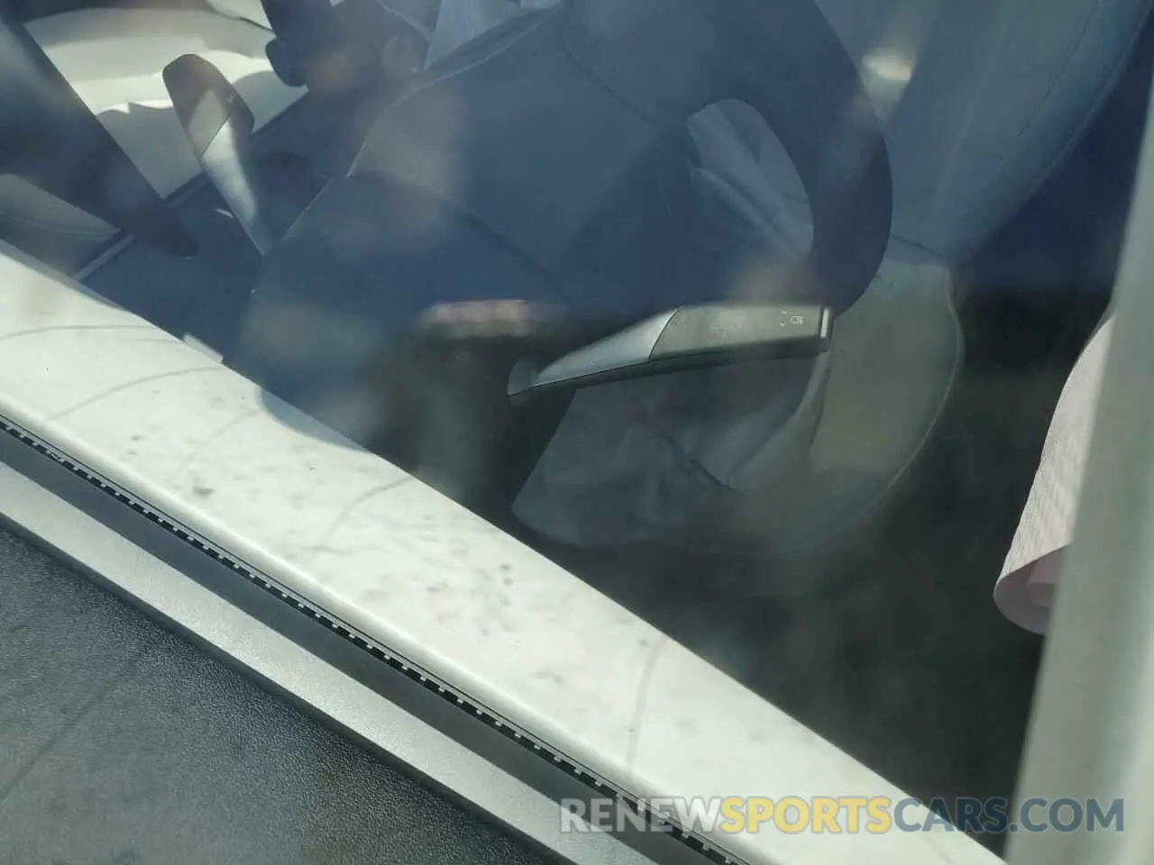 9 Photograph of a damaged car 7SAYGDEE8PF748262 TESLA MODEL Y 2023