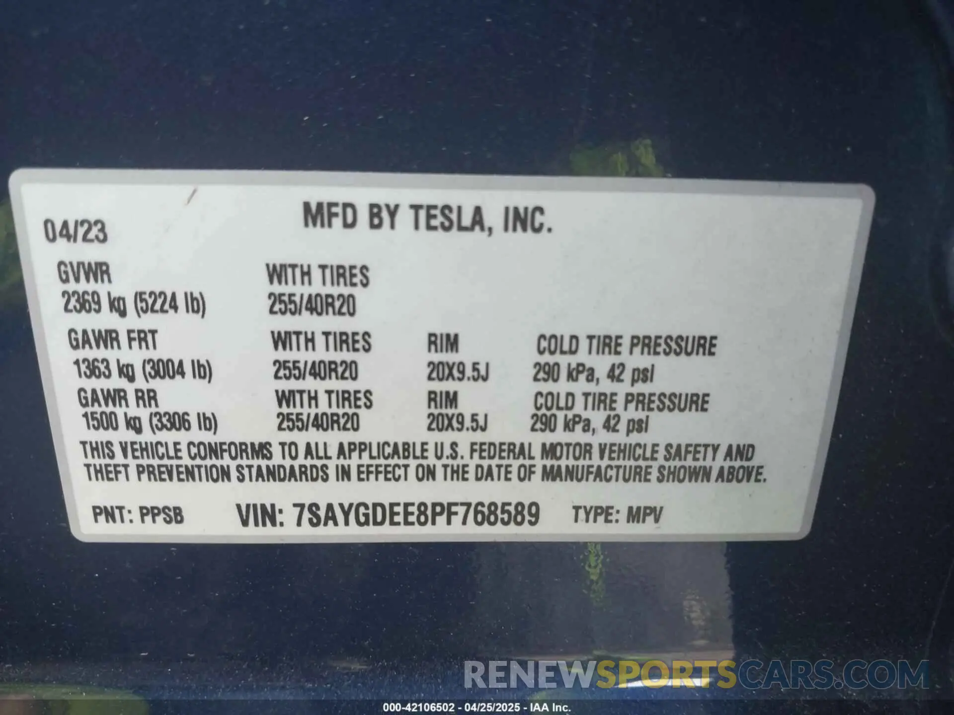 9 Photograph of a damaged car 7SAYGDEE8PF768589 TESLA MODEL Y 2023