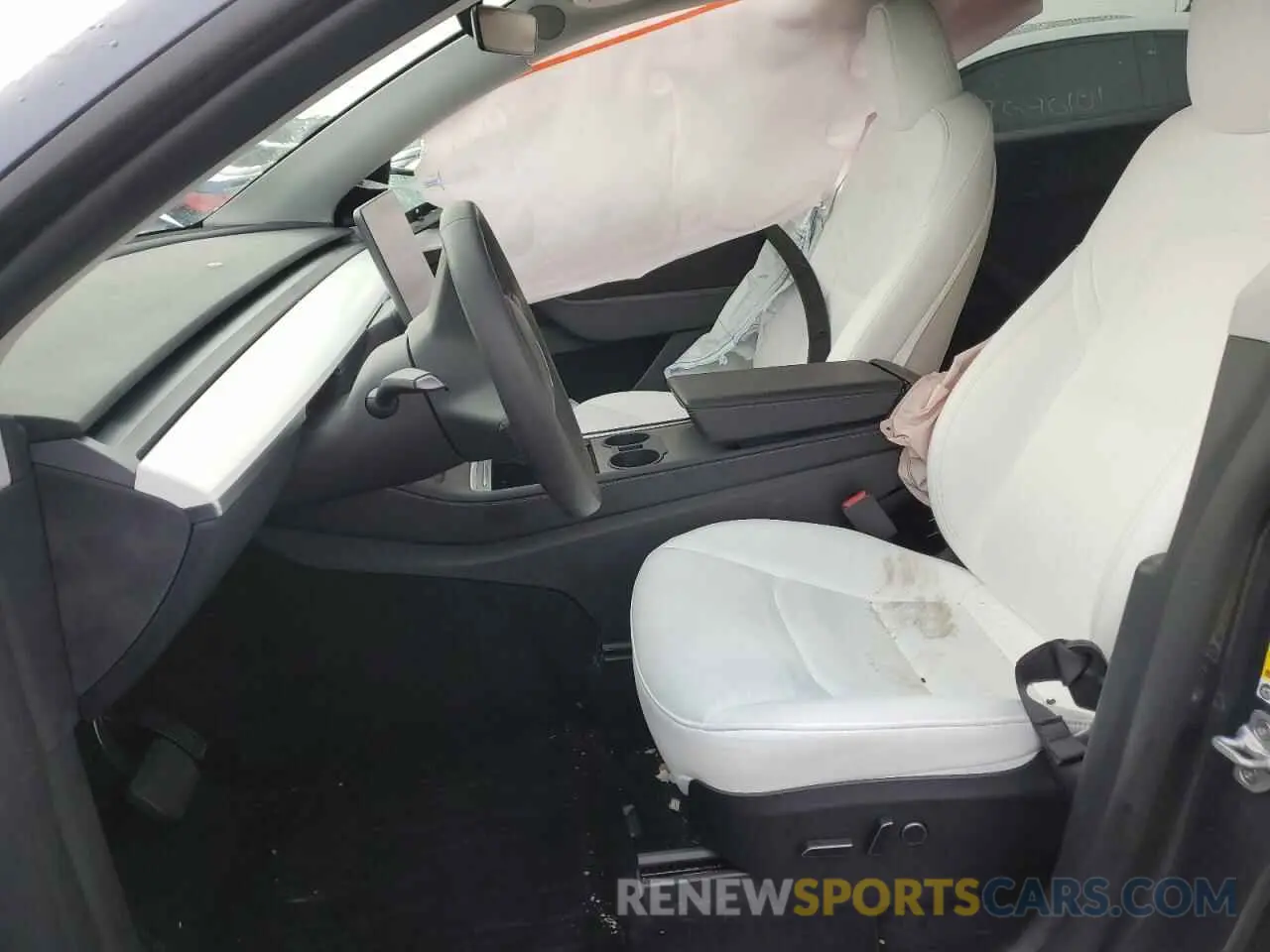 7 Photograph of a damaged car 7SAYGDEE8PF773128 TESLA MODEL Y 2023