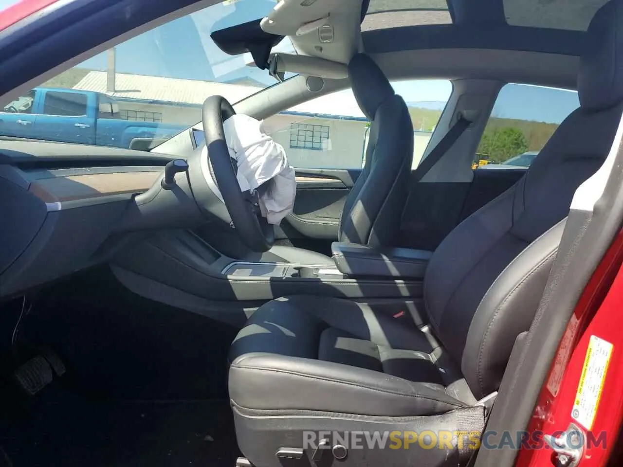 7 Photograph of a damaged car 7SAYGDEE8PF790494 TESLA MODEL Y 2023