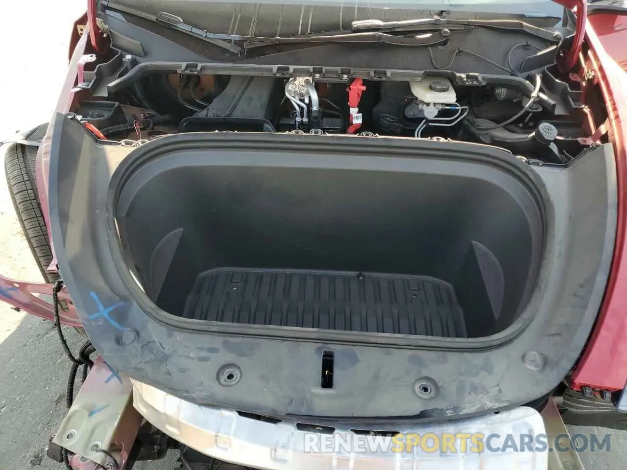 12 Photograph of a damaged car 7SAYGDEE8PF813000 TESLA MODEL Y 2023