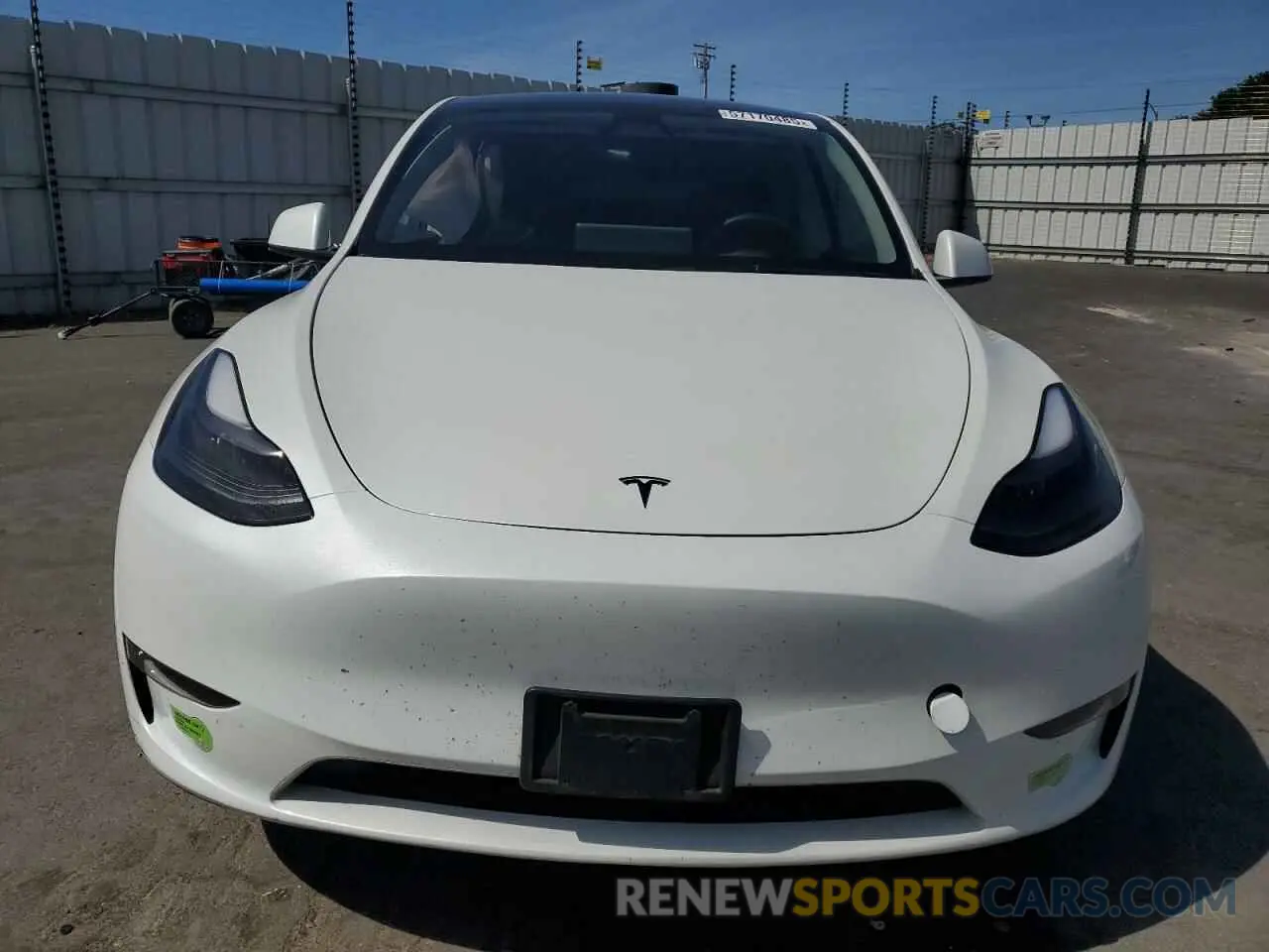 5 Photograph of a damaged car 7SAYGDEE8PF816544 TESLA MODEL Y 2023