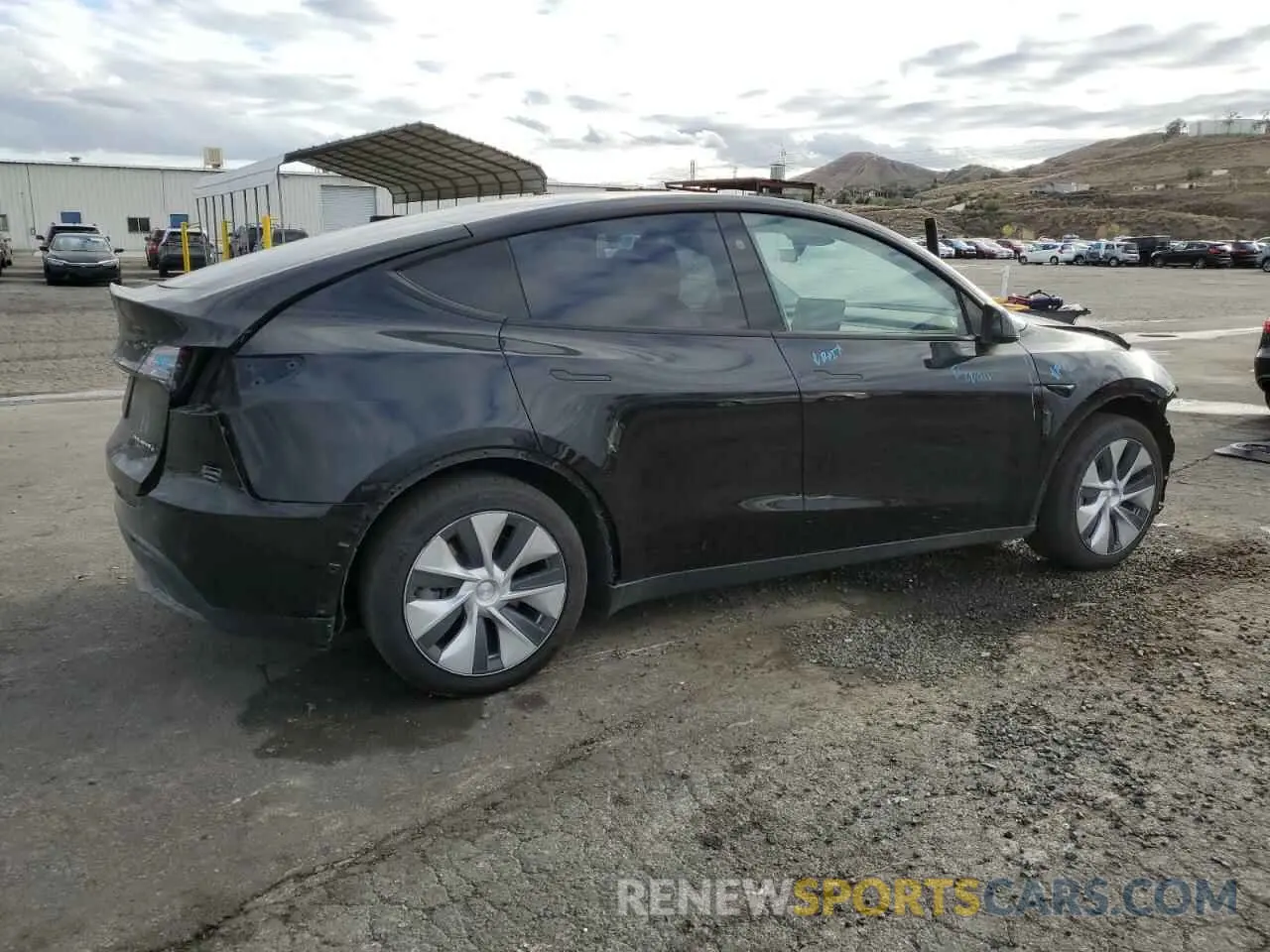 3 Photograph of a damaged car 7SAYGDEE8PF877926 TESLA MODEL Y 2023