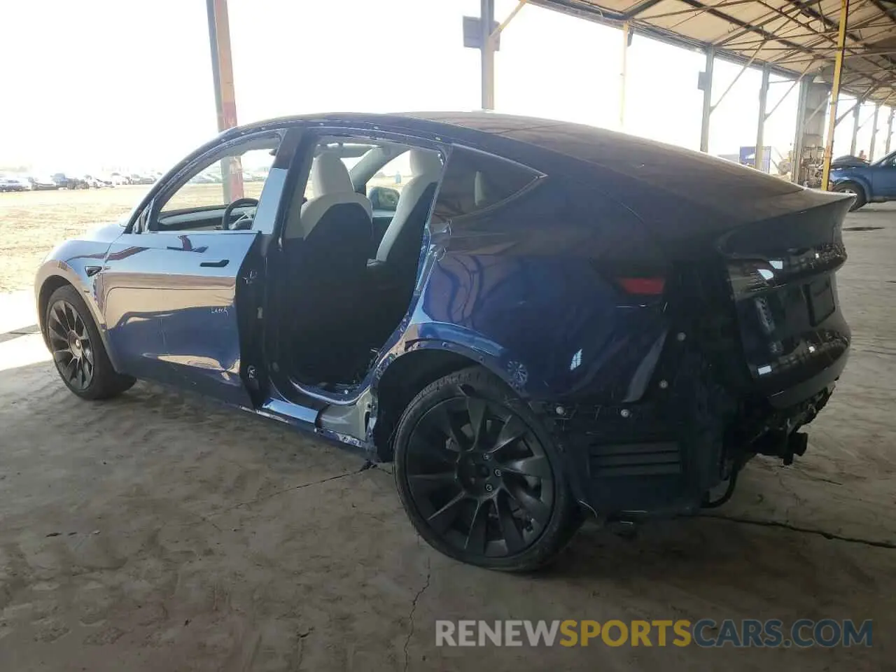 2 Photograph of a damaged car 7SAYGDEE8PF936358 TESLA MODEL Y 2023