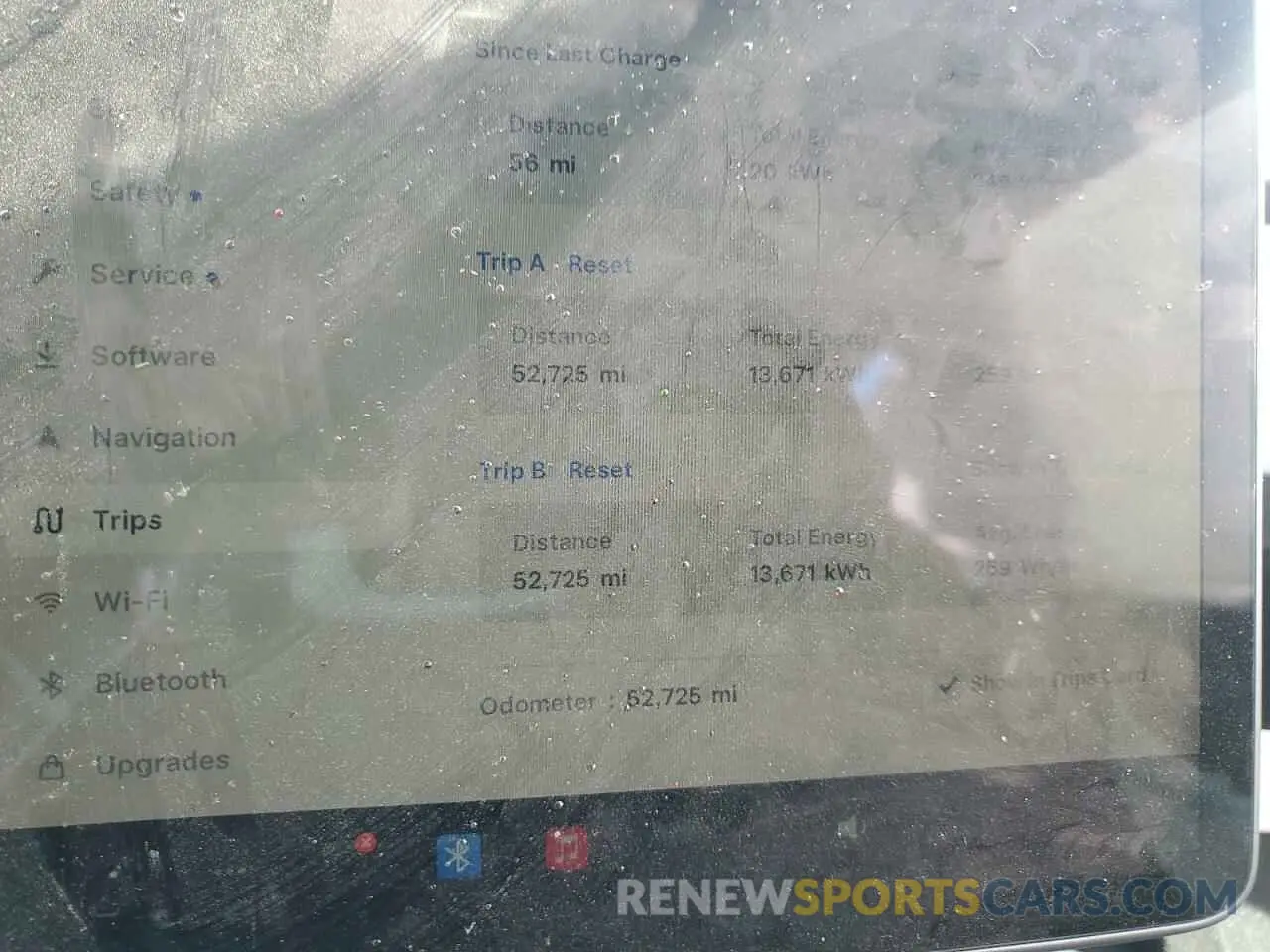 9 Photograph of a damaged car 7SAYGDEE9PA028773 TESLA MODEL Y 2023