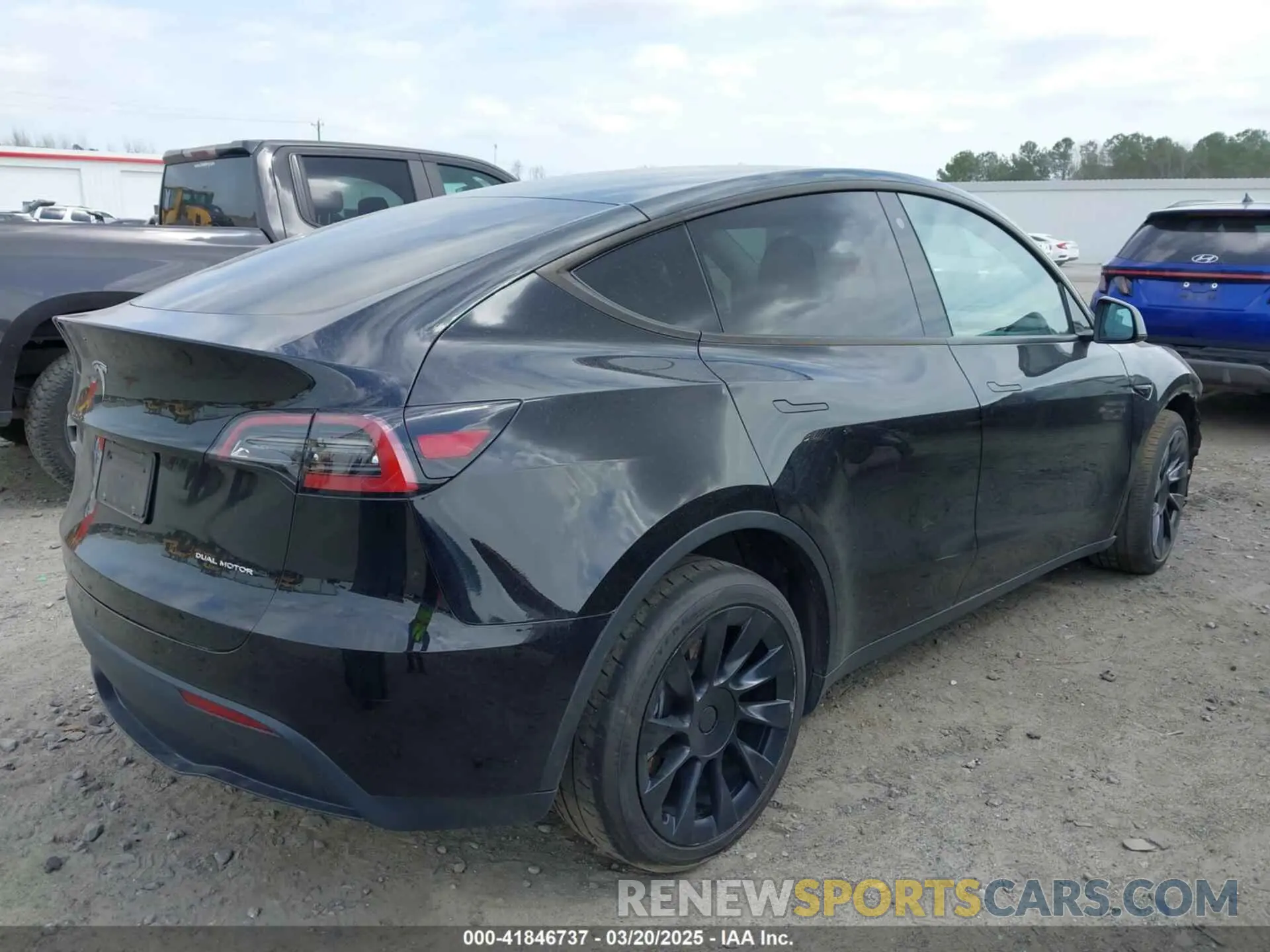 4 Фотография поврежденного автомобиля 7SAYGDEE9PA051535 TESLA MODEL Y 2023