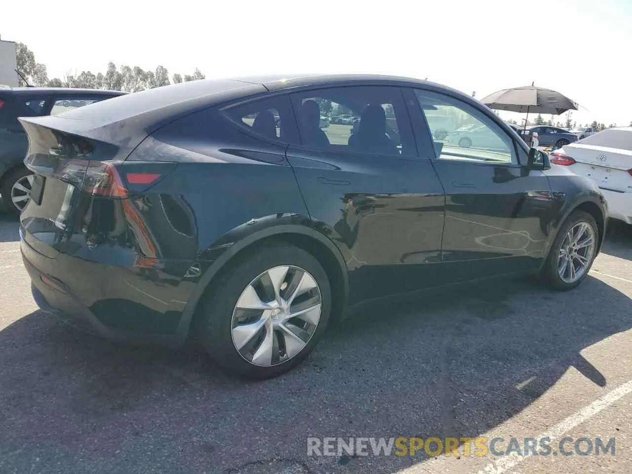 3 Фотография поврежденного автомобиля 7SAYGDEE9PA080811 TESLA MODEL Y 2023