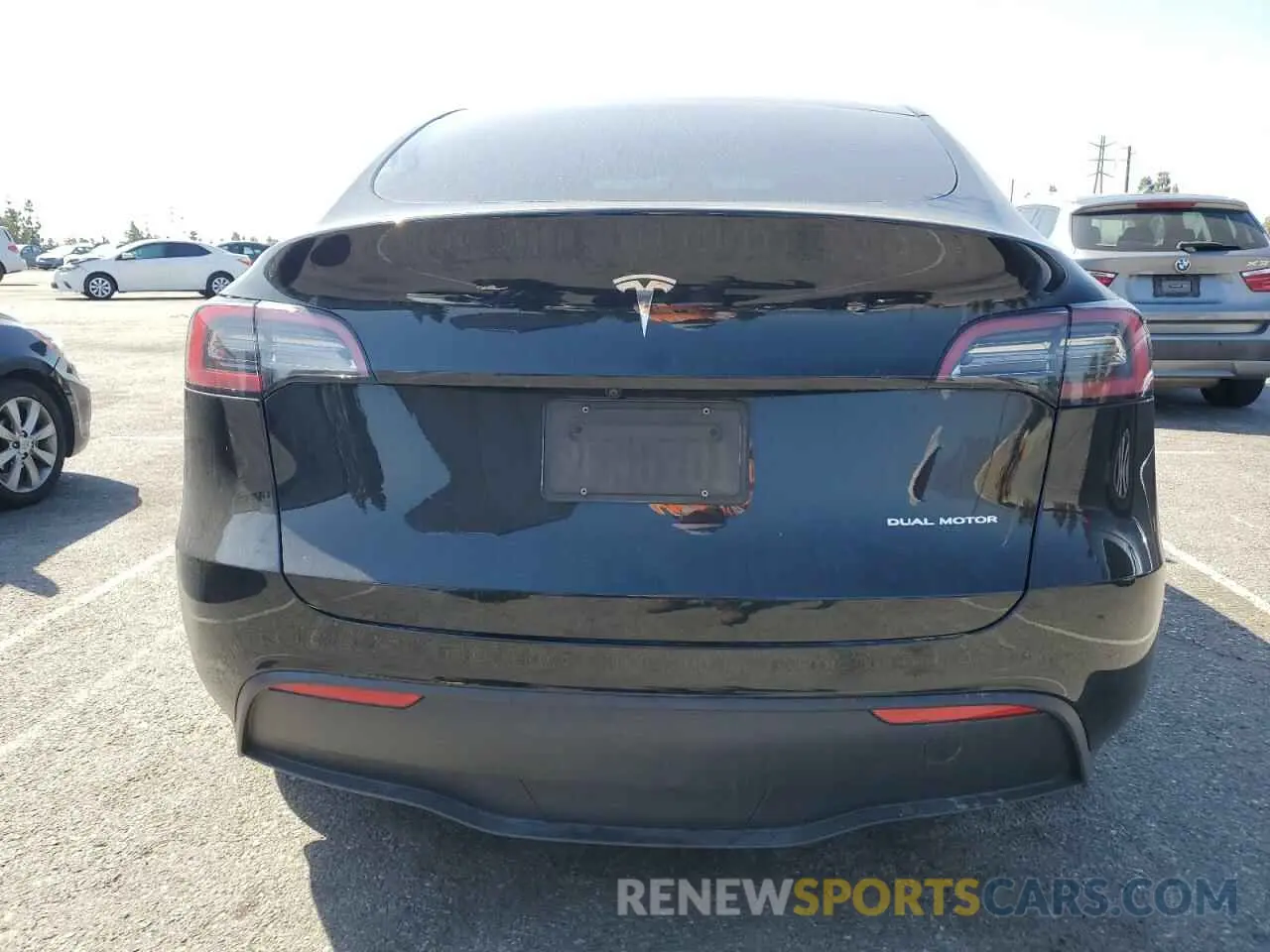 6 Фотография поврежденного автомобиля 7SAYGDEE9PA080811 TESLA MODEL Y 2023