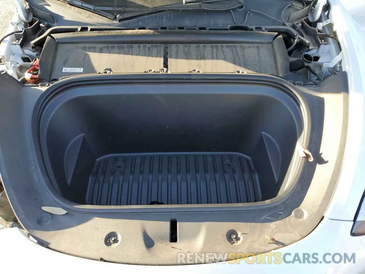12 Photograph of a damaged car 7SAYGDEE9PA113788 TESLA MODEL Y 2023