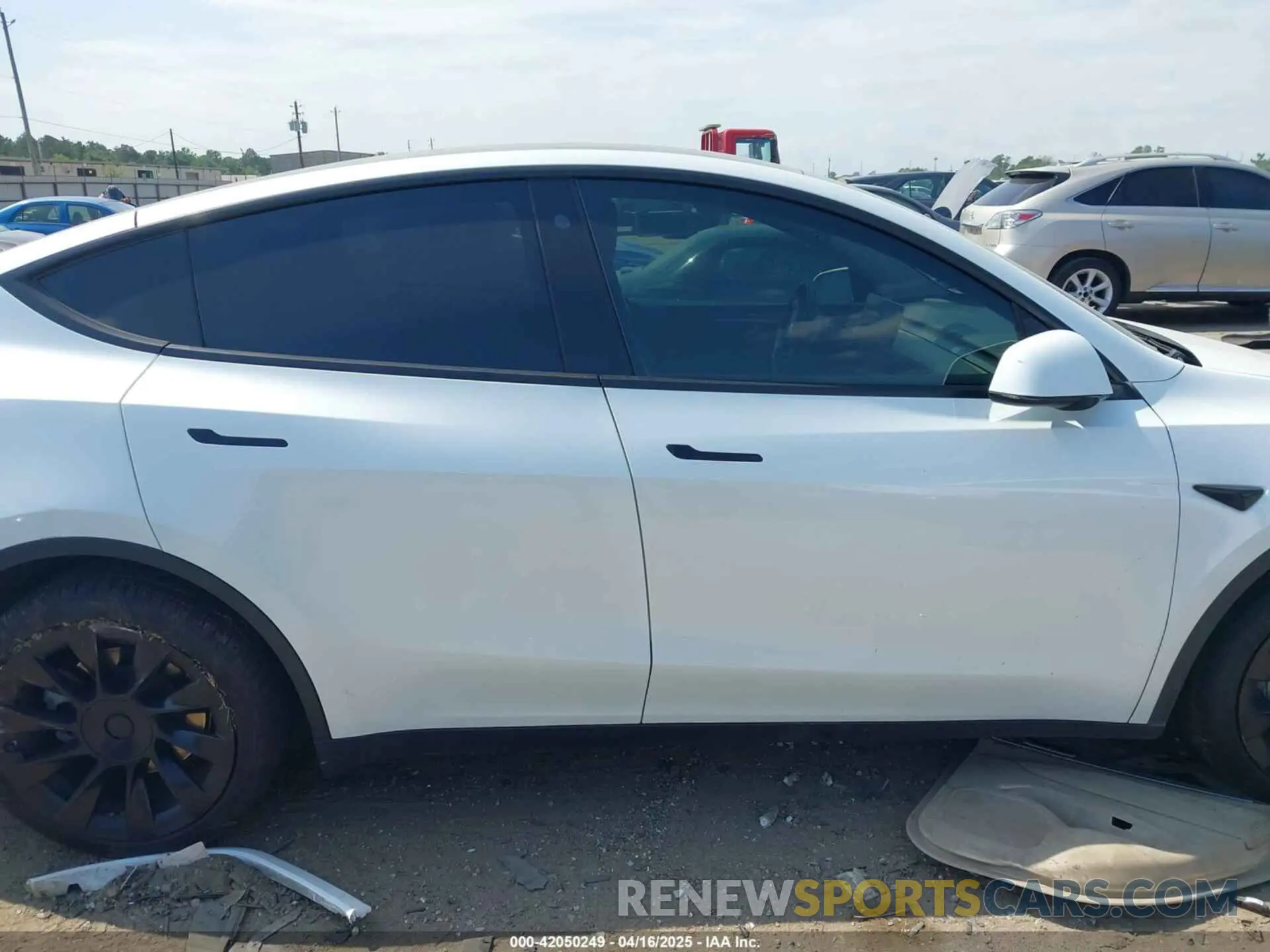 12 Фотография поврежденного автомобиля 7SAYGDEE9PA117288 TESLA MODEL Y 2023