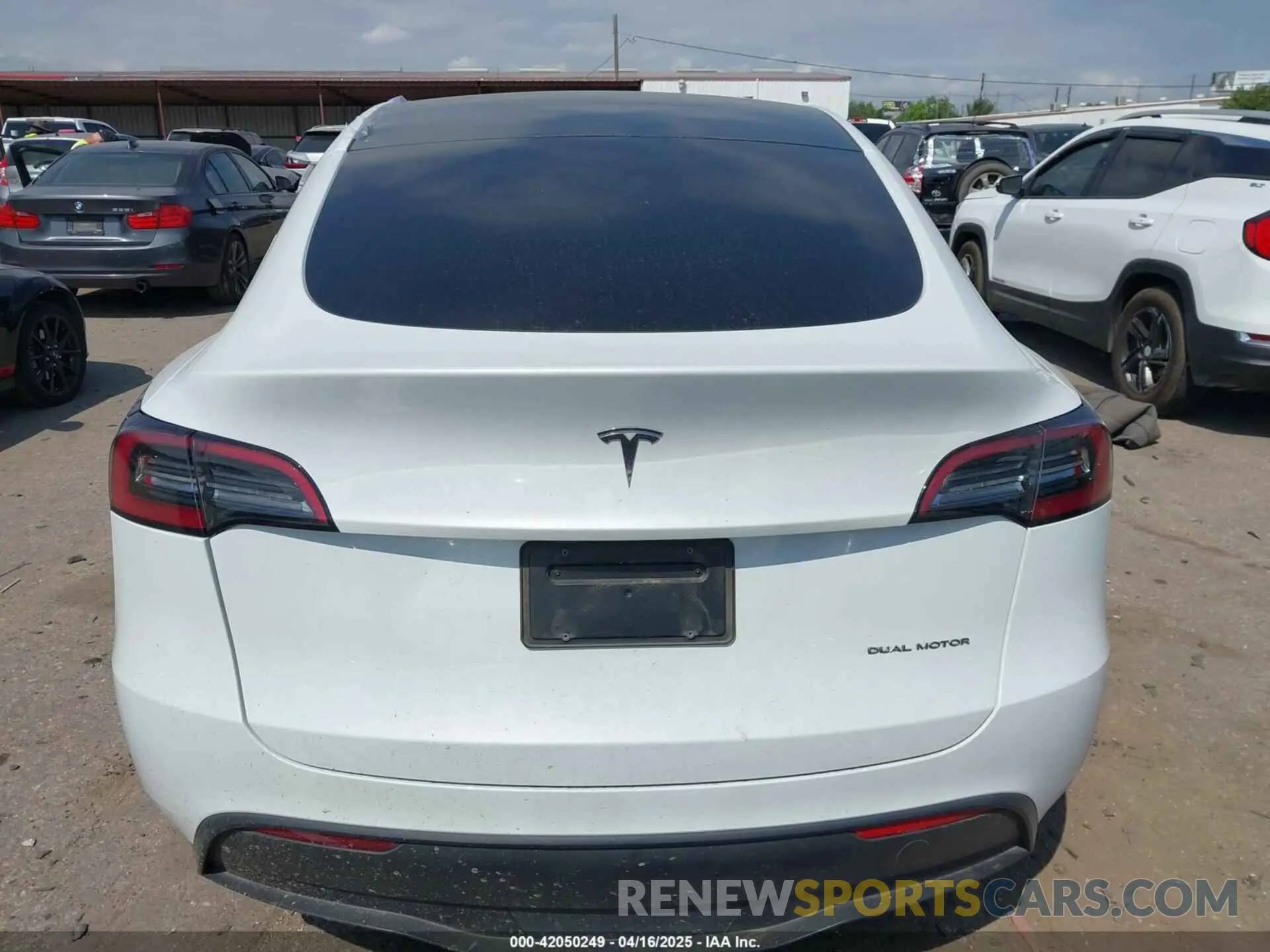 15 Фотография поврежденного автомобиля 7SAYGDEE9PA117288 TESLA MODEL Y 2023