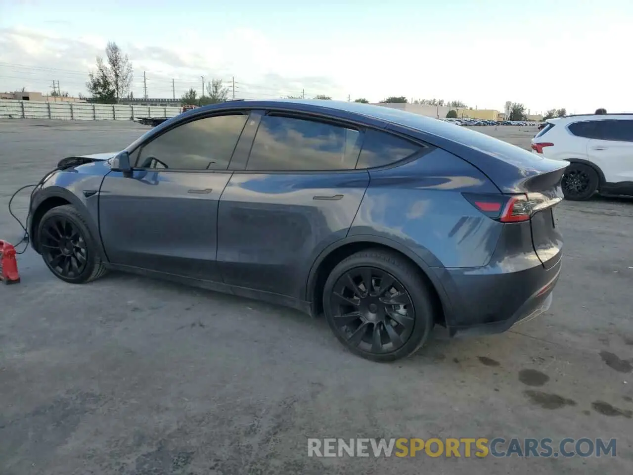 2 Photograph of a damaged car 7SAYGDEE9PA118828 TESLA MODEL Y 2023