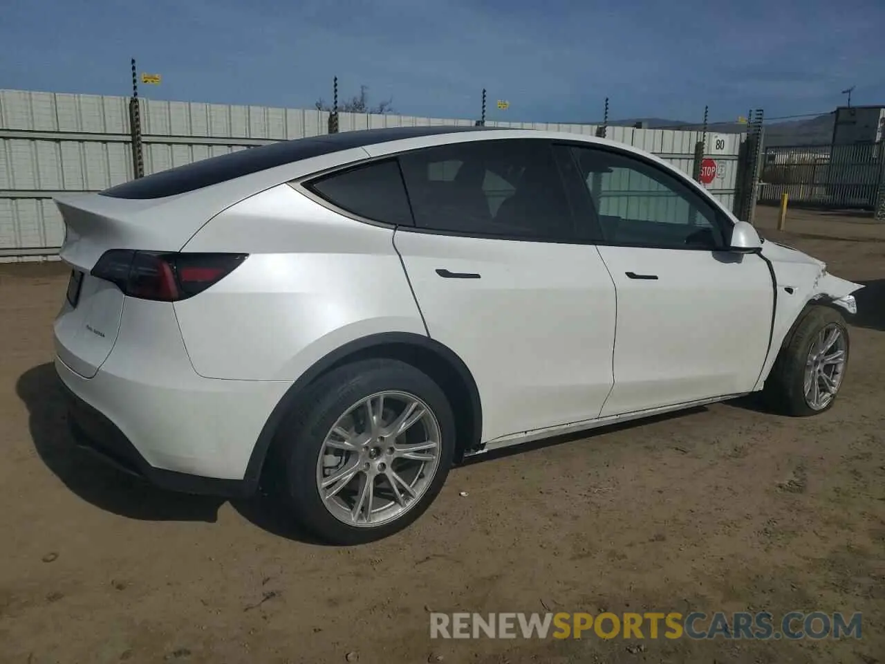 3 Photograph of a damaged car 7SAYGDEE9PA119249 TESLA MODEL Y 2023