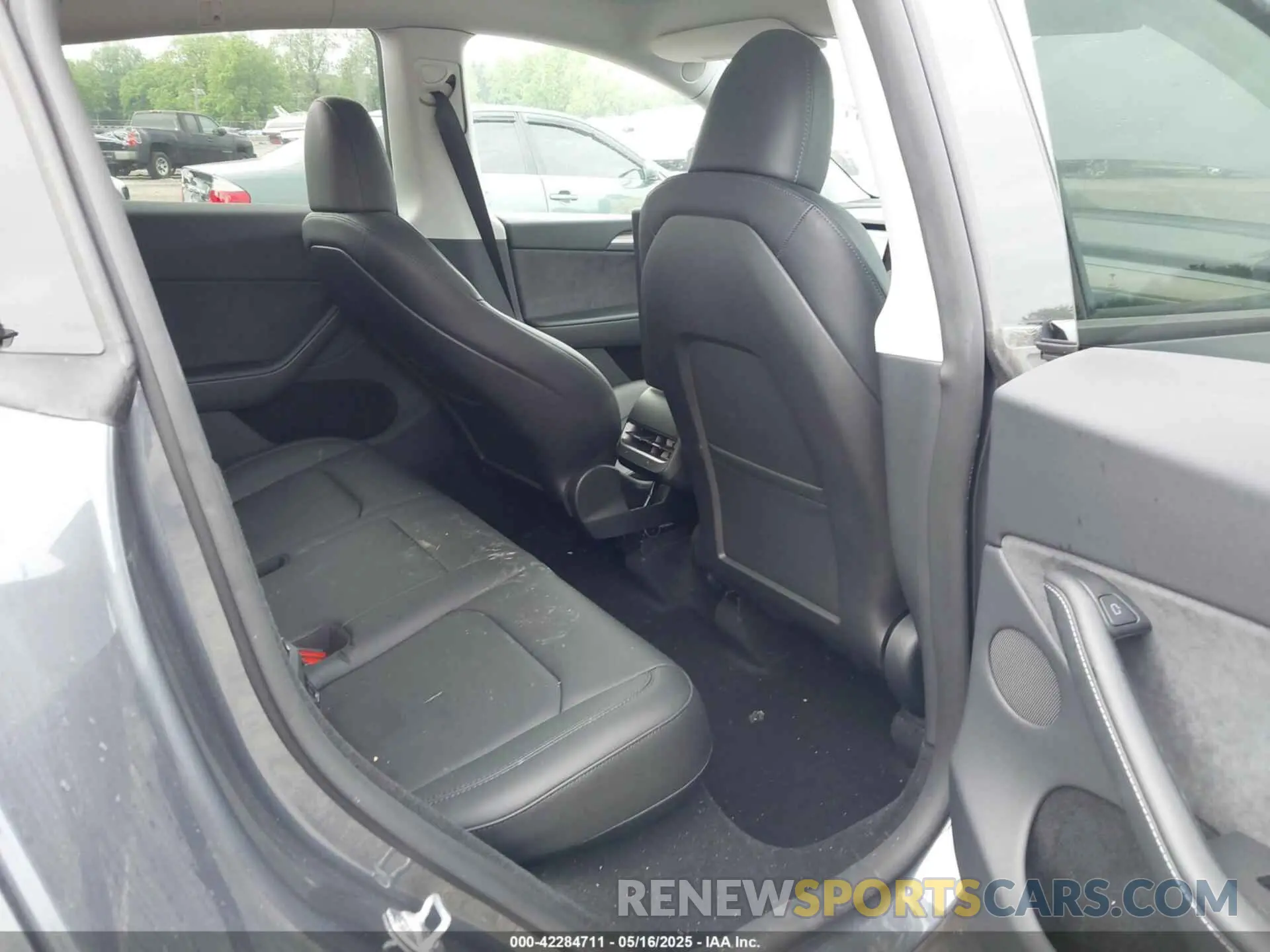 8 Фотография поврежденного автомобиля 7SAYGDEE9PA130624 TESLA MODEL Y 2023