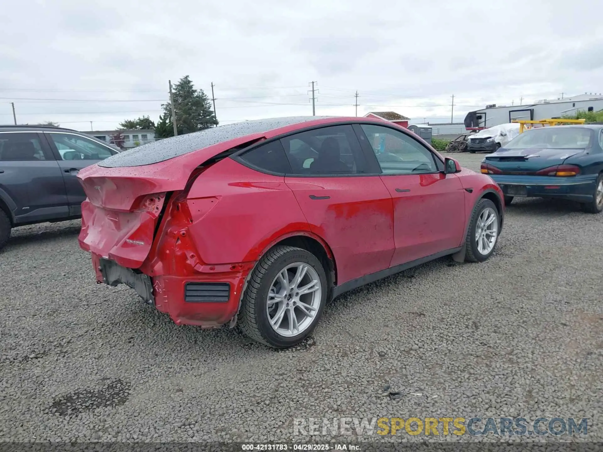 4 Photograph of a damaged car 7SAYGDEE9PA145947 TESLA MODEL Y 2023