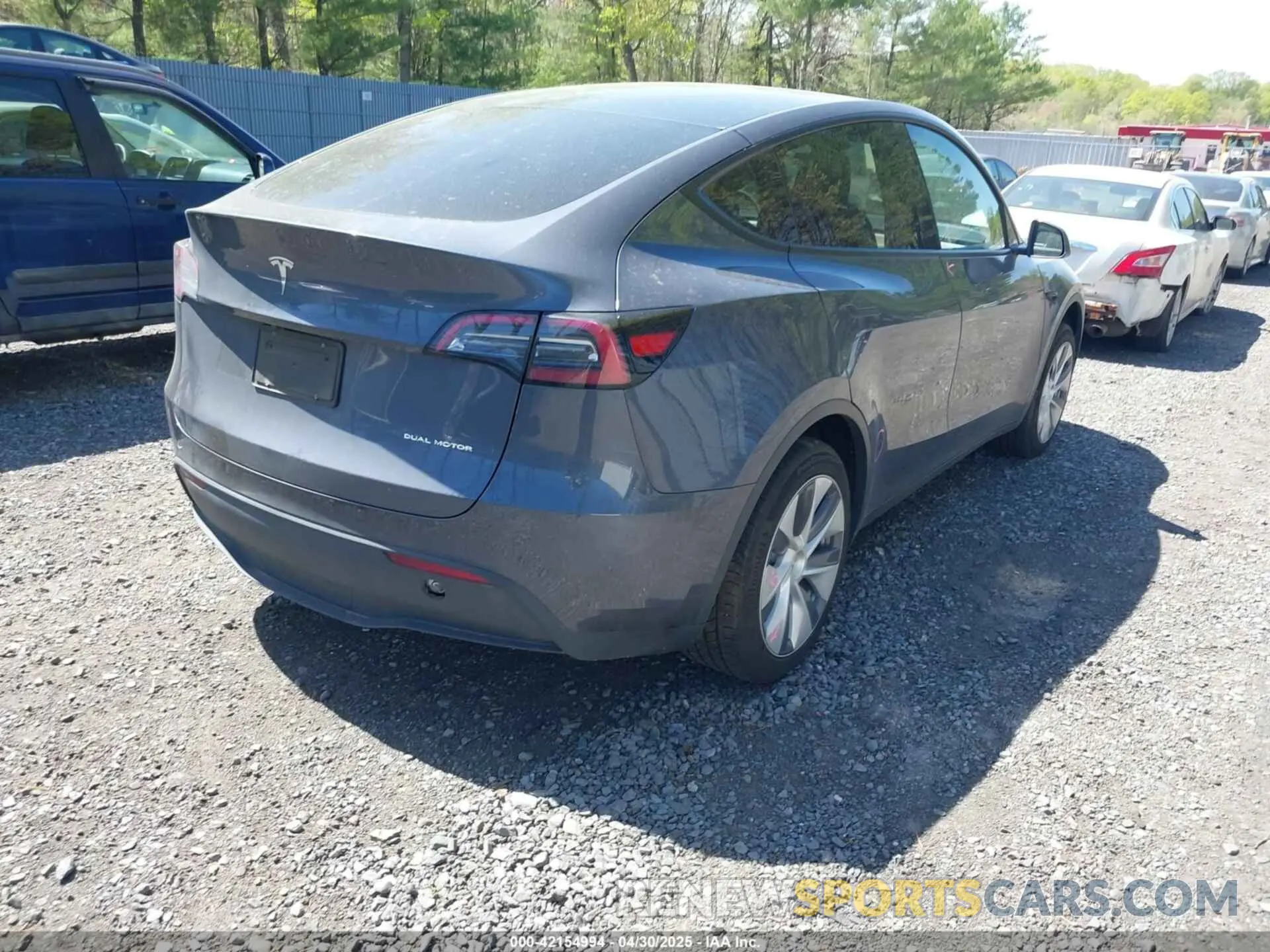 4 Фотография поврежденного автомобиля 7SAYGDEE9PA170556 TESLA MODEL Y 2023
