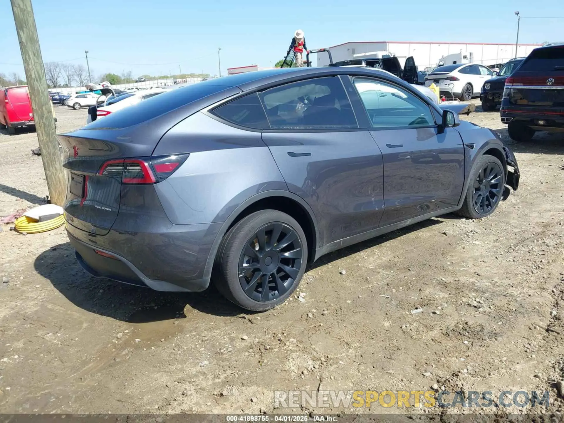 4 Фотография поврежденного автомобиля 7SAYGDEE9PA171190 TESLA MODEL Y 2023