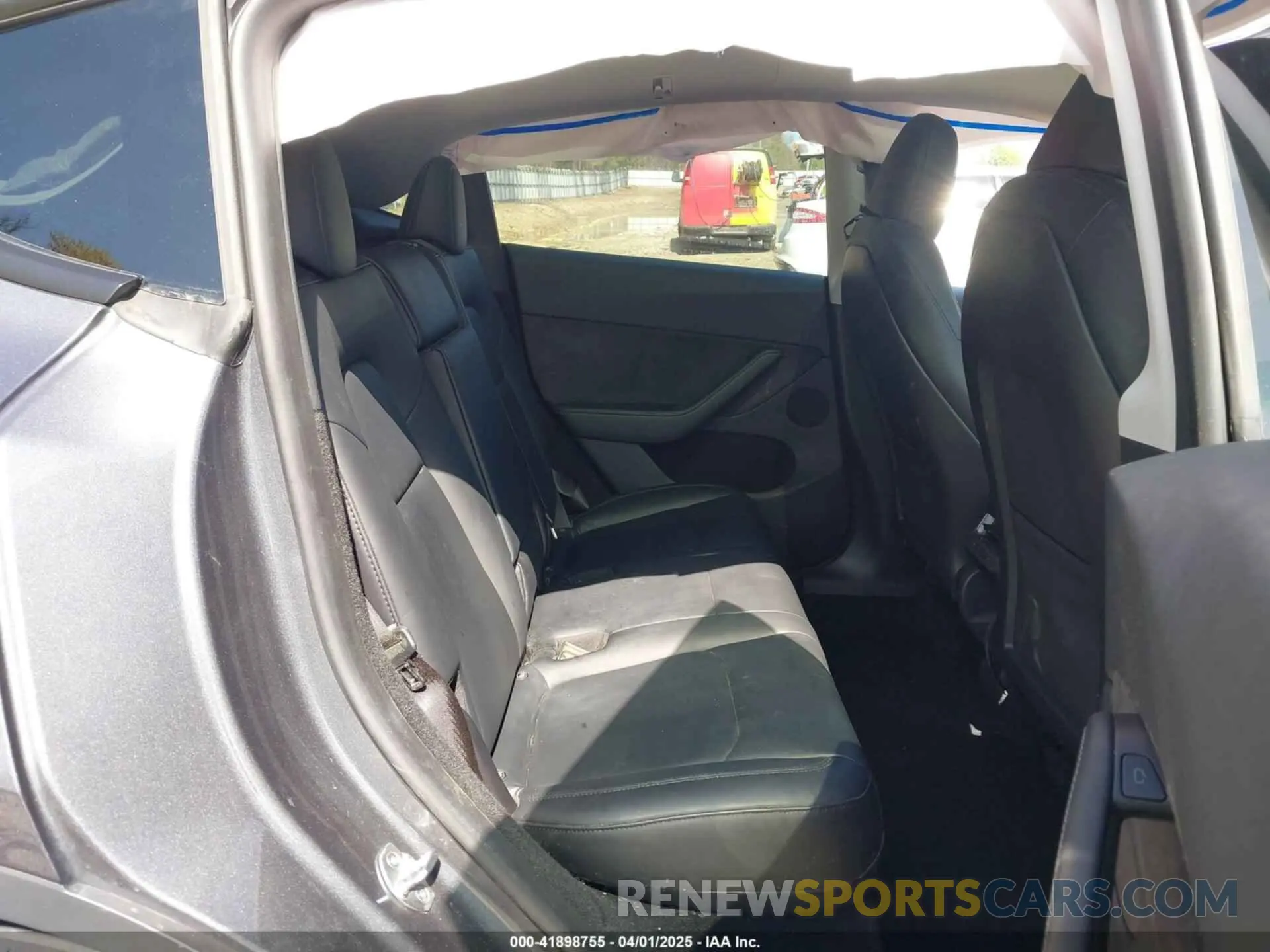 8 Фотография поврежденного автомобиля 7SAYGDEE9PA171190 TESLA MODEL Y 2023