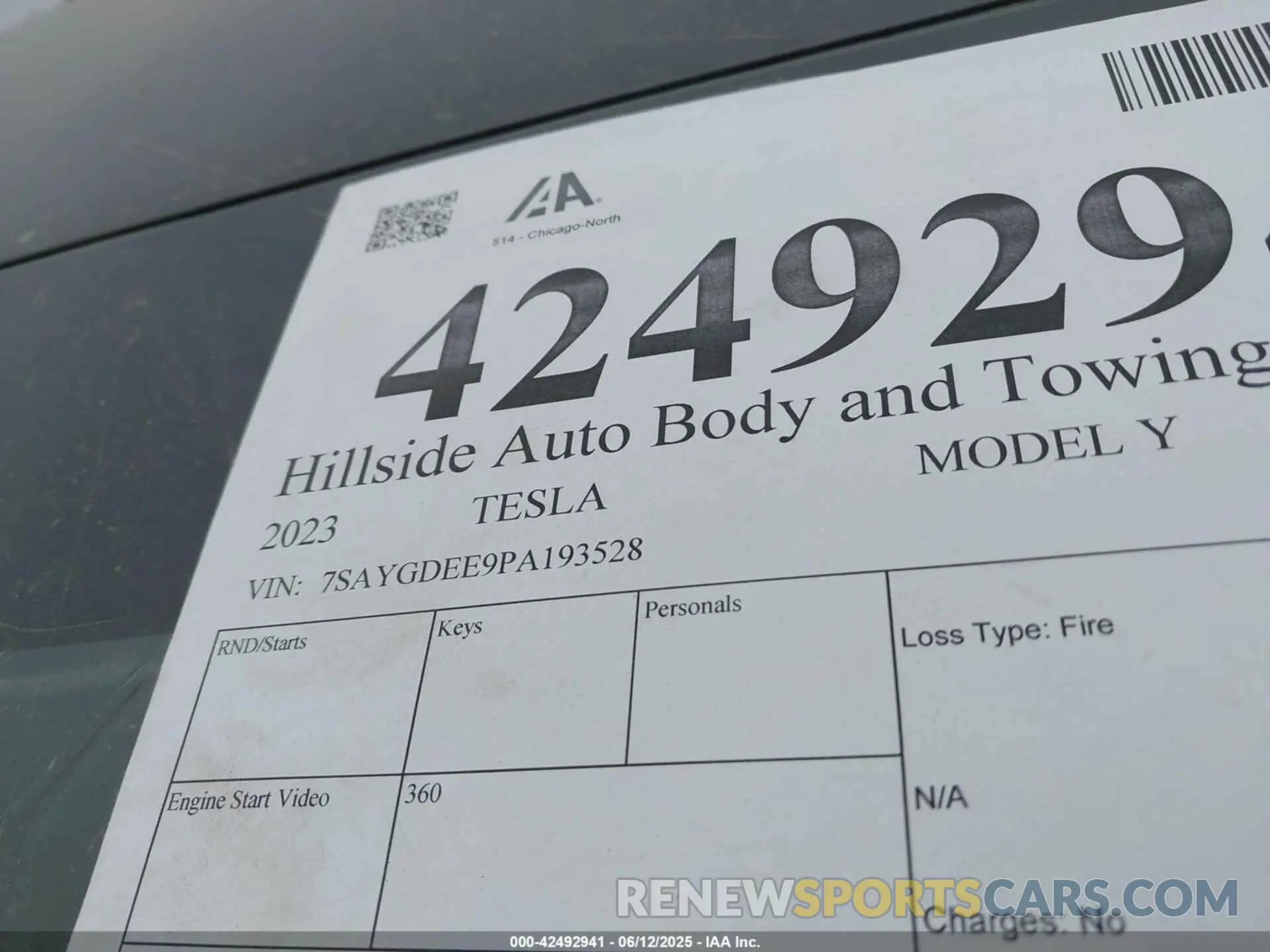 8 Photograph of a damaged car 7SAYGDEE9PA193528 TESLA MODEL Y 2023
