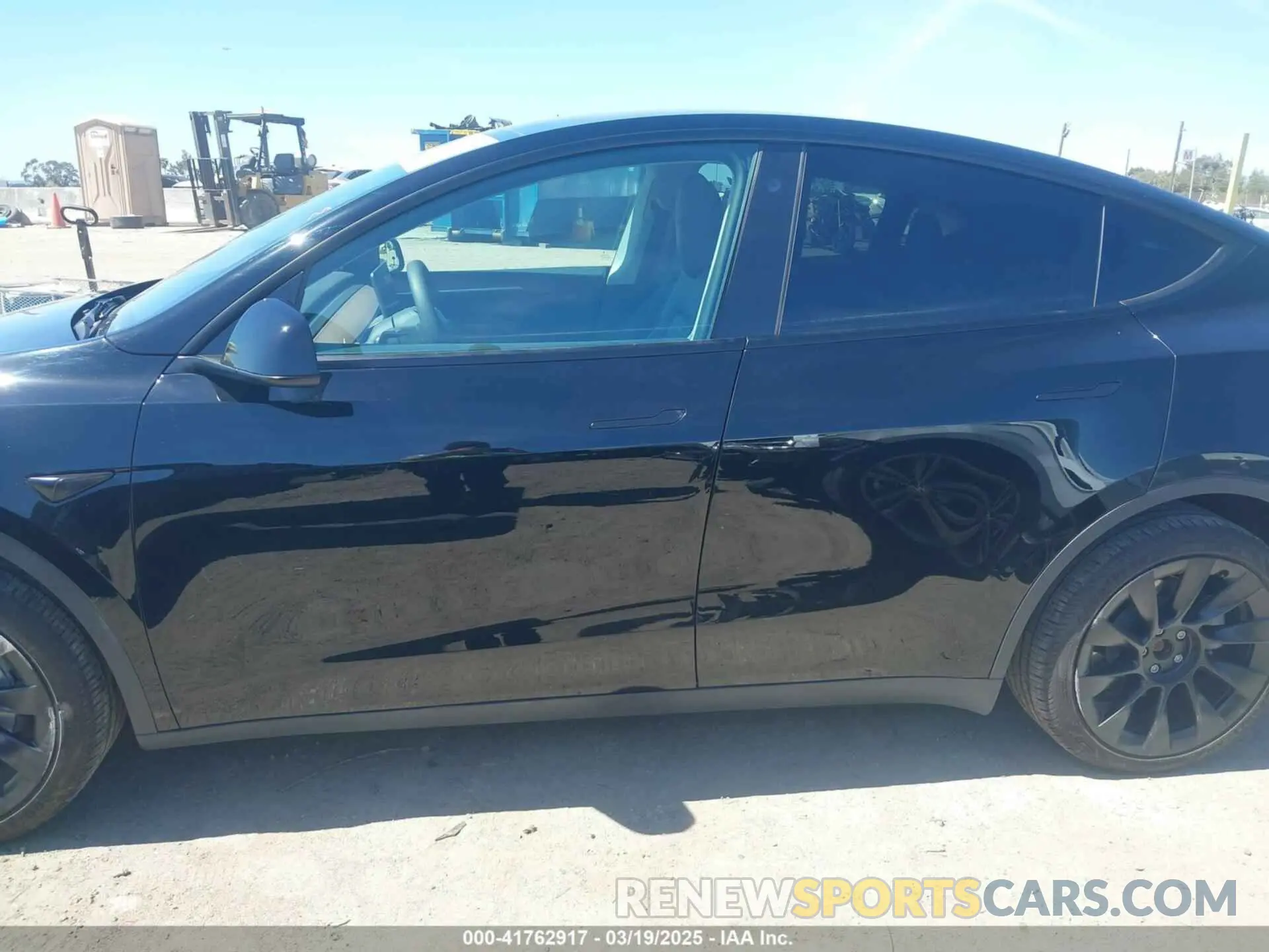 14 Фотография поврежденного автомобиля 7SAYGDEE9PF591096 TESLA MODEL Y 2023