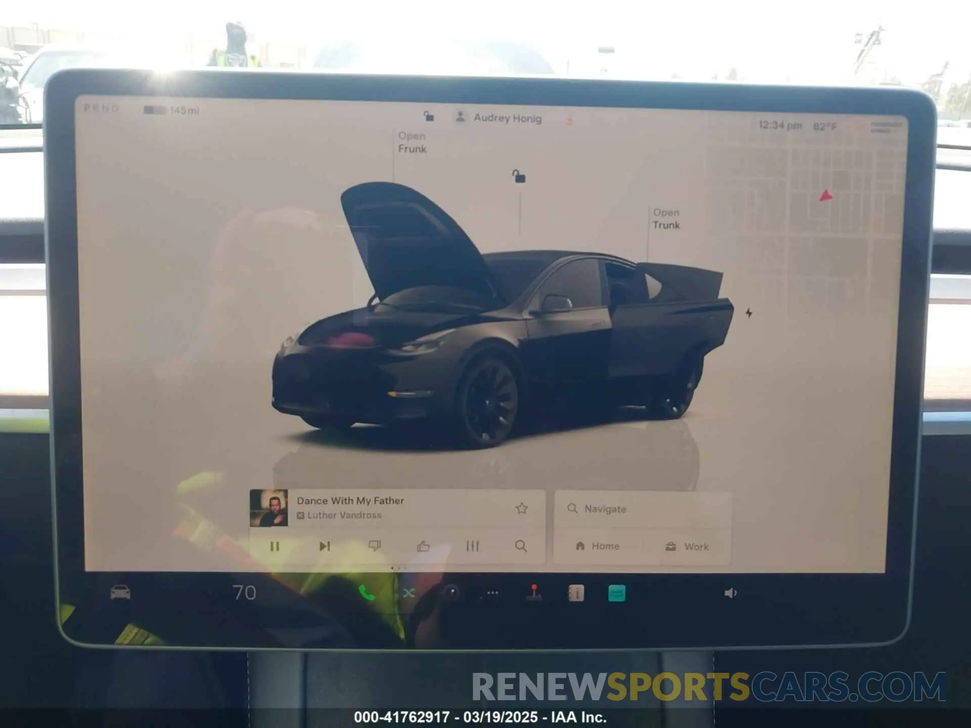 18 Фотография поврежденного автомобиля 7SAYGDEE9PF591096 TESLA MODEL Y 2023