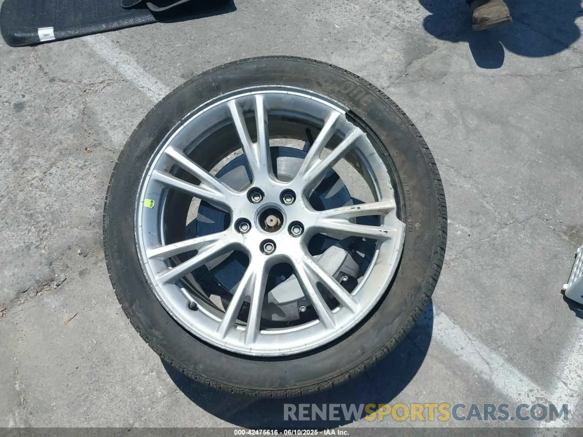 11 Photograph of a damaged car 7SAYGDEE9PF598470 TESLA MODEL Y 2023