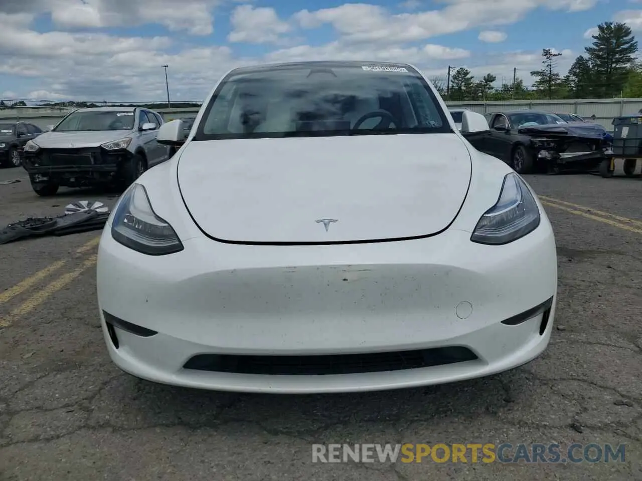 5 Photograph of a damaged car 7SAYGDEE9PF618796 TESLA MODEL Y 2023