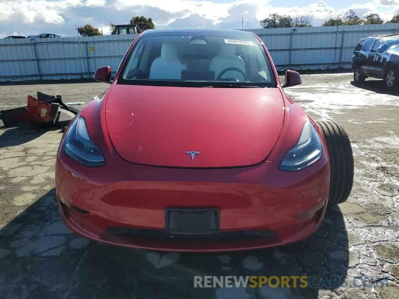 5 Photograph of a damaged car 7SAYGDEE9PF627238 TESLA MODEL Y 2023