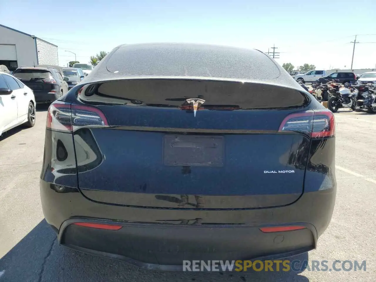 6 Фотография поврежденного автомобиля 7SAYGDEE9PF686242 TESLA MODEL Y 2023