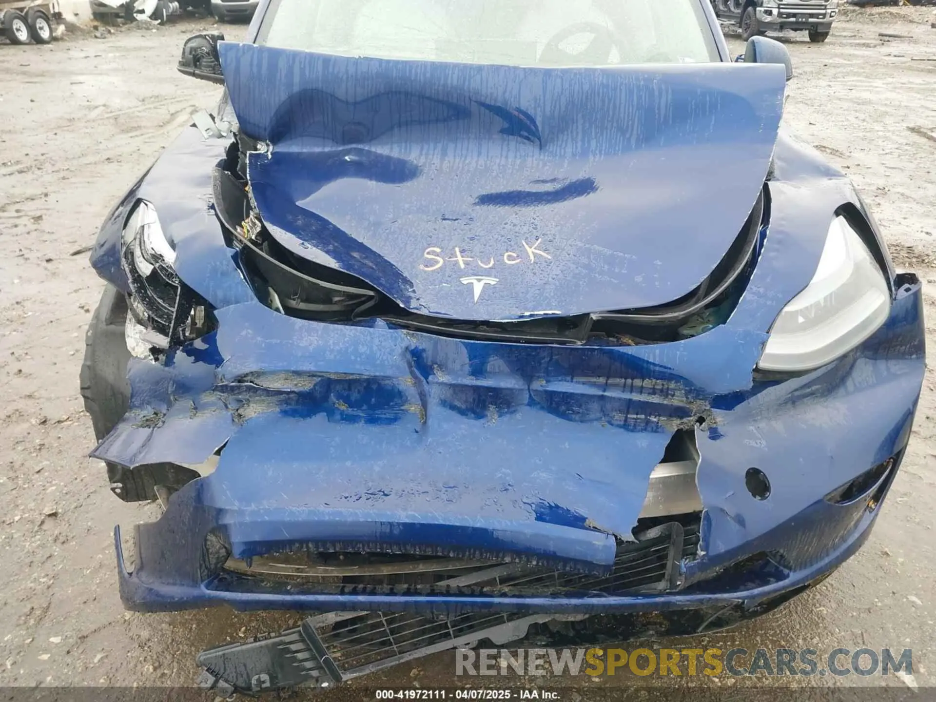 6 Photograph of a damaged car 7SAYGDEE9PF770268 TESLA MODEL Y 2023
