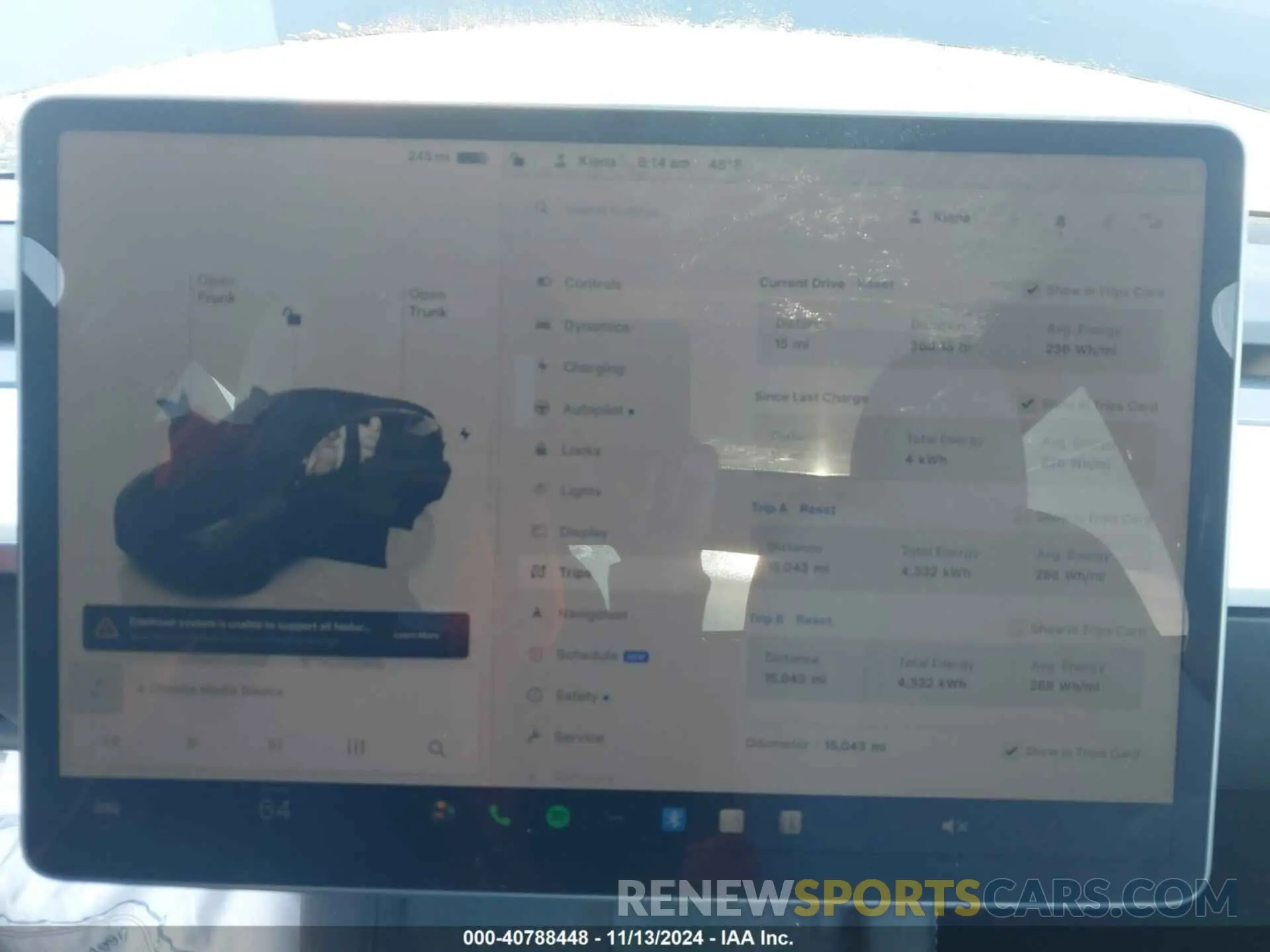 18 Photograph of a damaged car 7SAYGDEE9PF787698 TESLA MODEL Y 2023