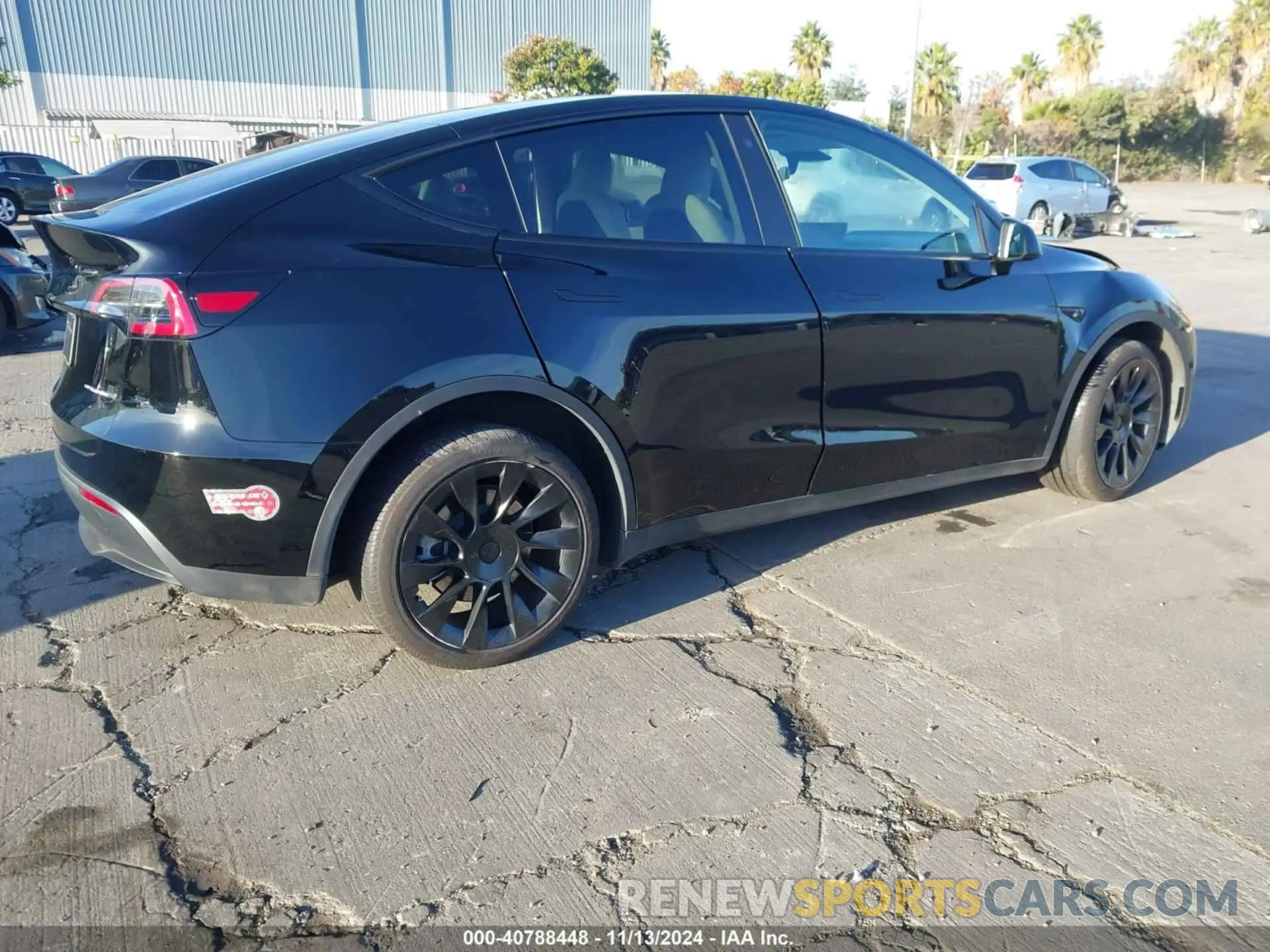 4 Photograph of a damaged car 7SAYGDEE9PF787698 TESLA MODEL Y 2023