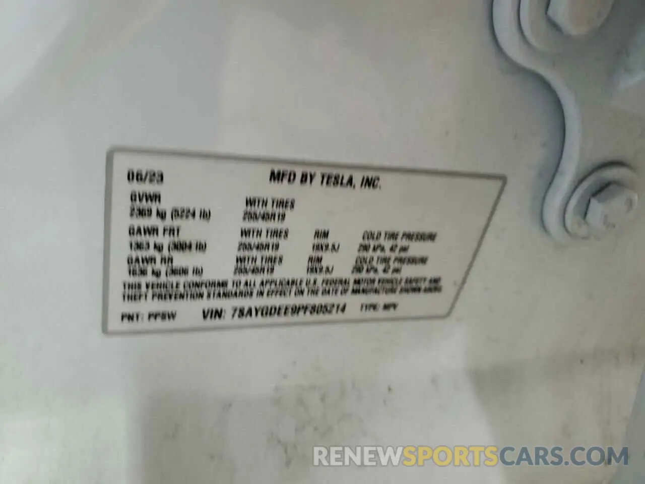 14 Photograph of a damaged car 7SAYGDEE9PF805214 TESLA MODEL Y 2023