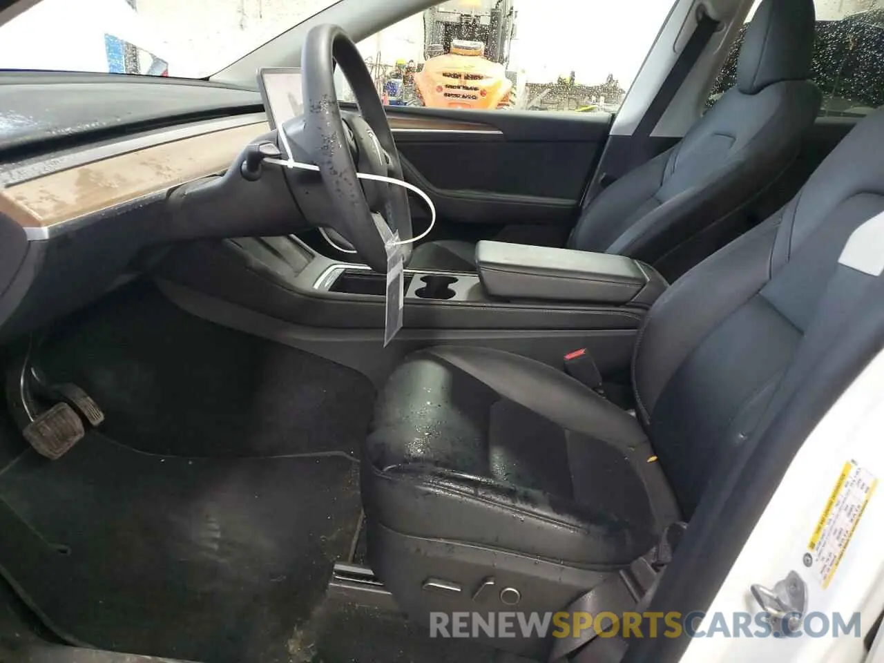 7 Photograph of a damaged car 7SAYGDEE9PF805214 TESLA MODEL Y 2023