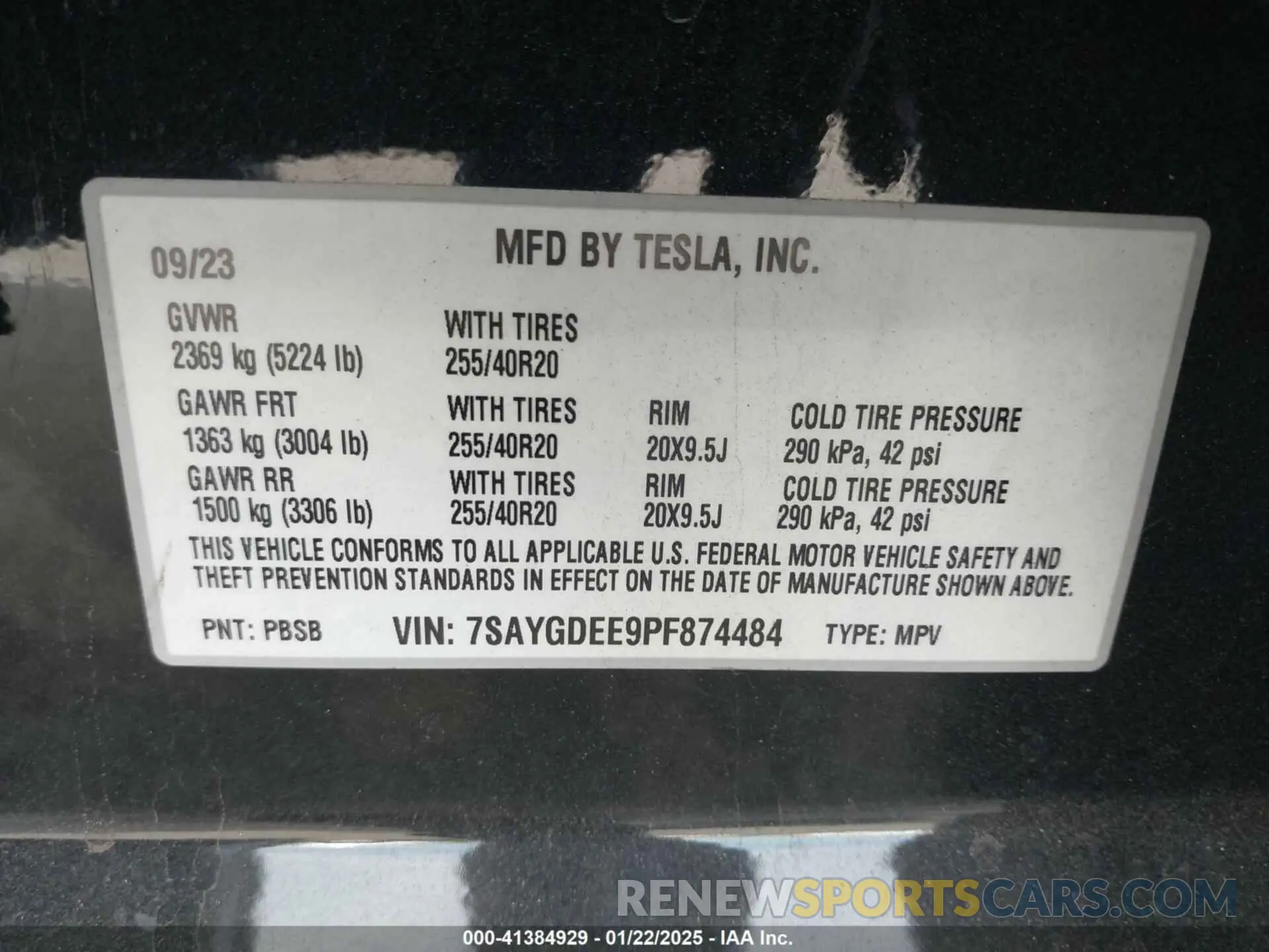 9 Photograph of a damaged car 7SAYGDEE9PF874484 TESLA MODEL Y 2023
