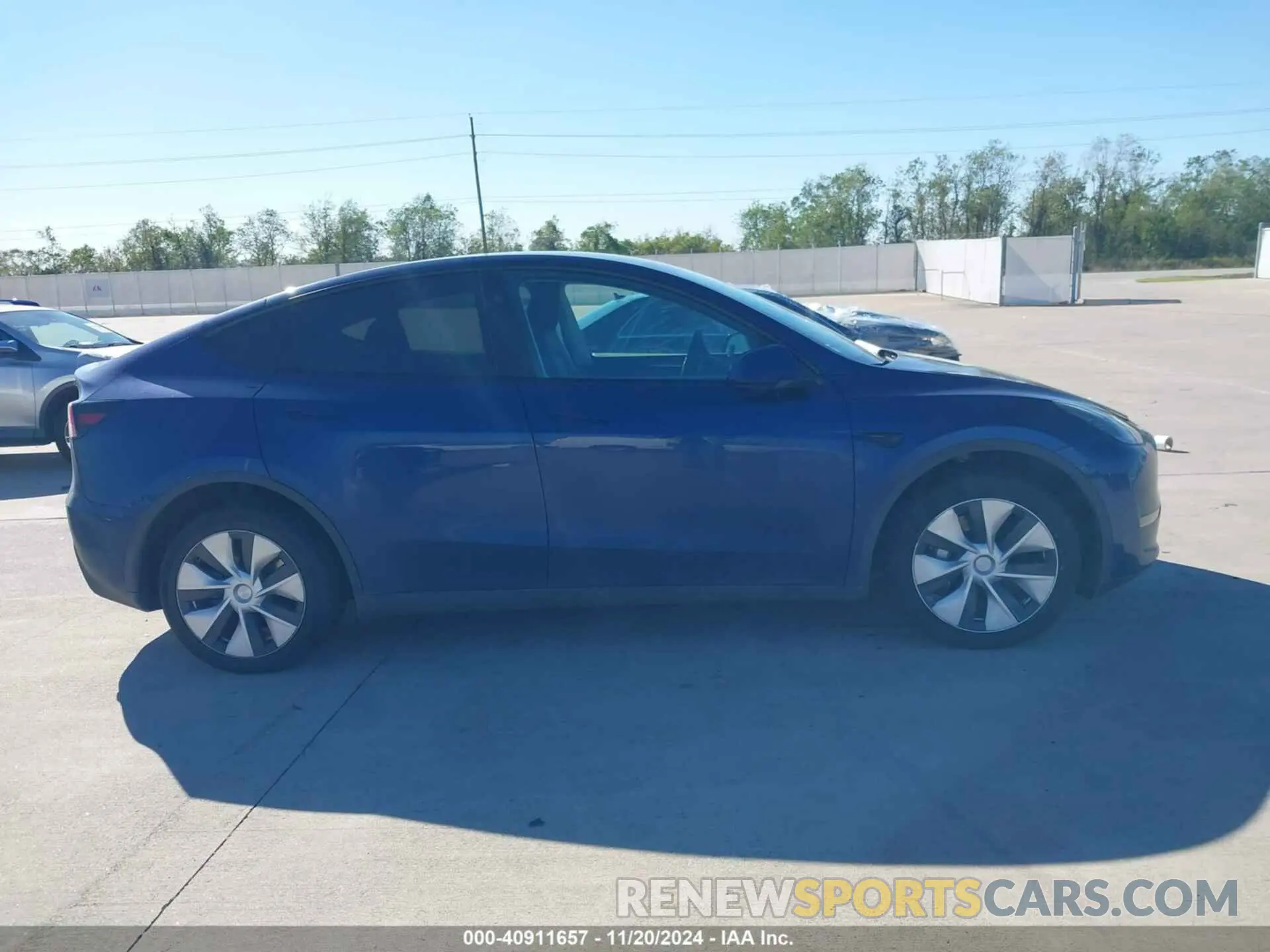 13 Фотография поврежденного автомобиля 7SAYGDEE9PF884951 TESLA MODEL Y 2023