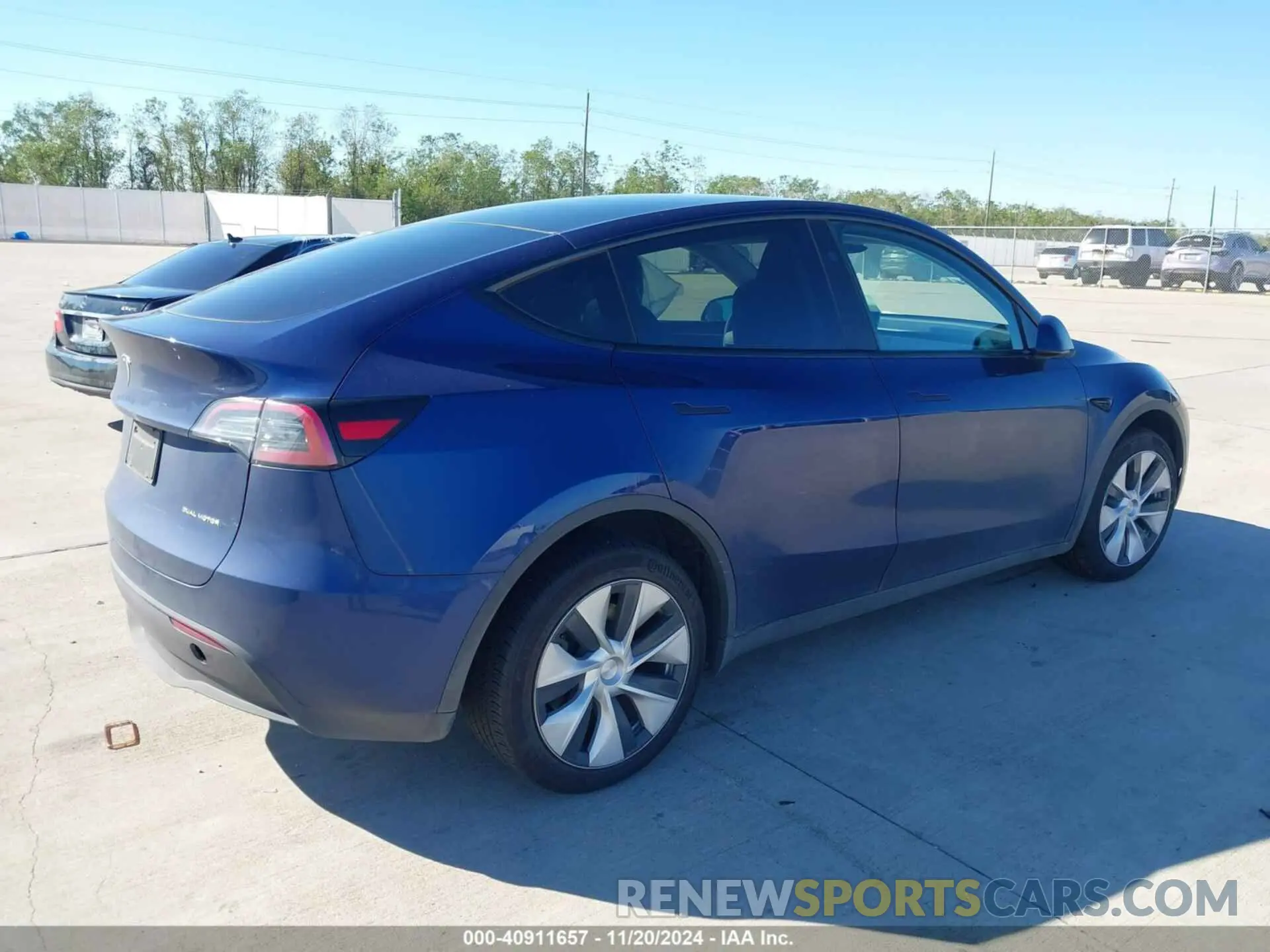 4 Фотография поврежденного автомобиля 7SAYGDEE9PF884951 TESLA MODEL Y 2023