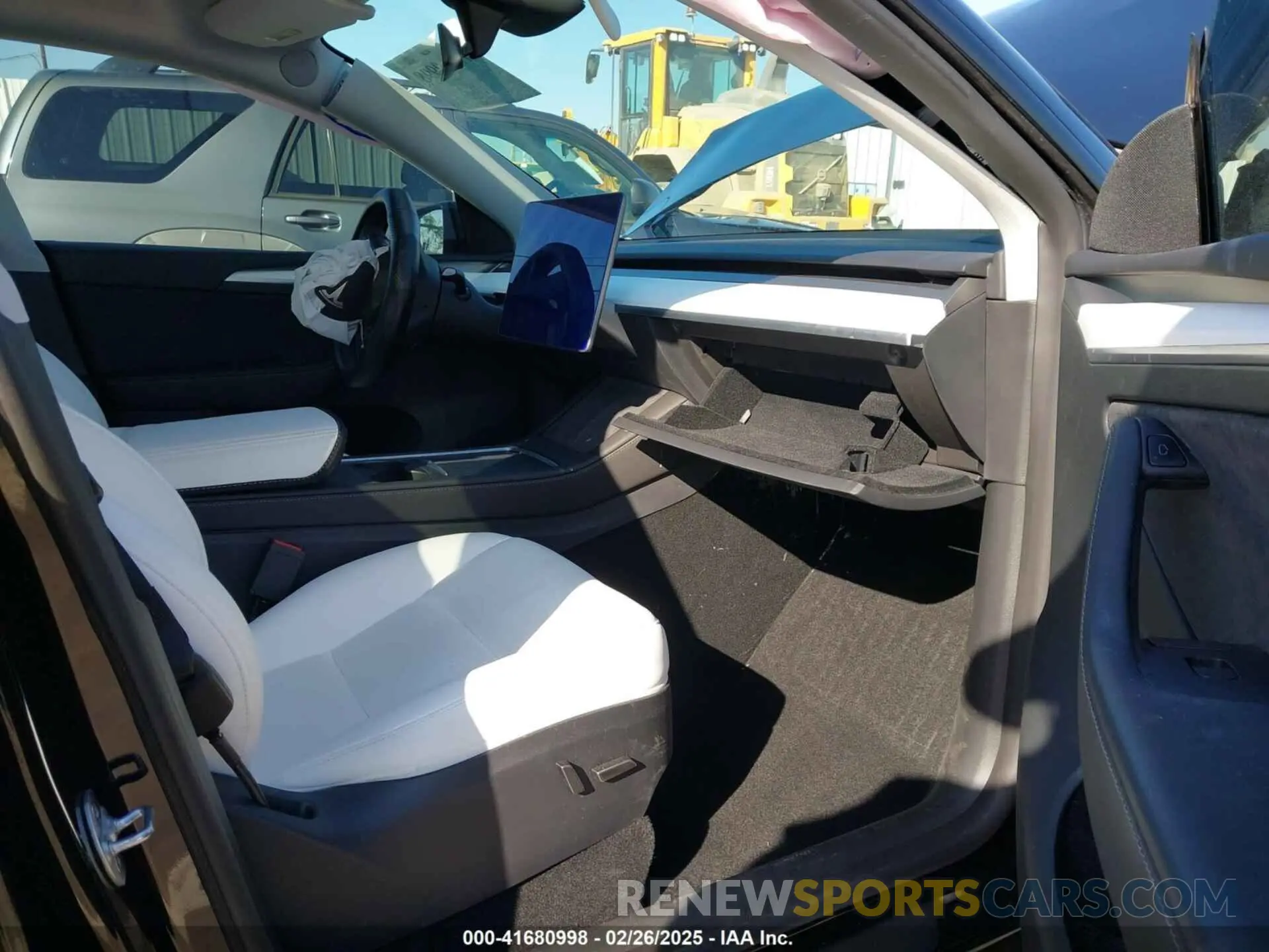 5 Фотография поврежденного автомобиля 7SAYGDEE9PF898249 TESLA MODEL Y 2023