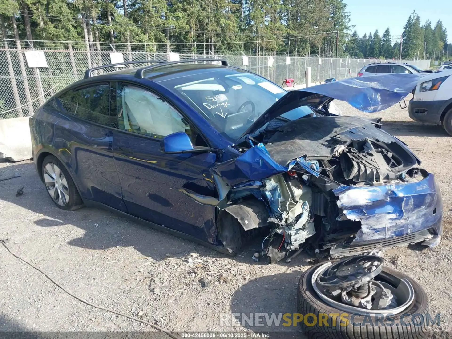 1 Photograph of a damaged car 7SAYGDEE9PF917186 TESLA MODEL Y 2023