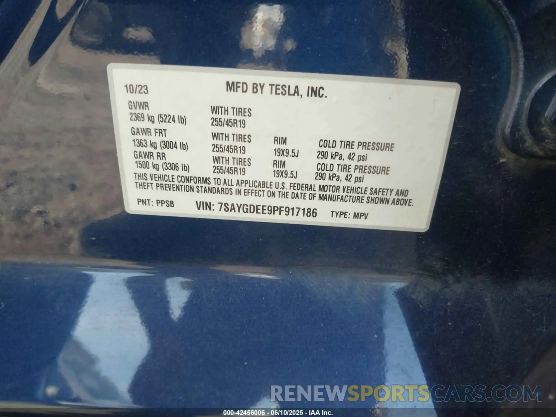 9 Photograph of a damaged car 7SAYGDEE9PF917186 TESLA MODEL Y 2023