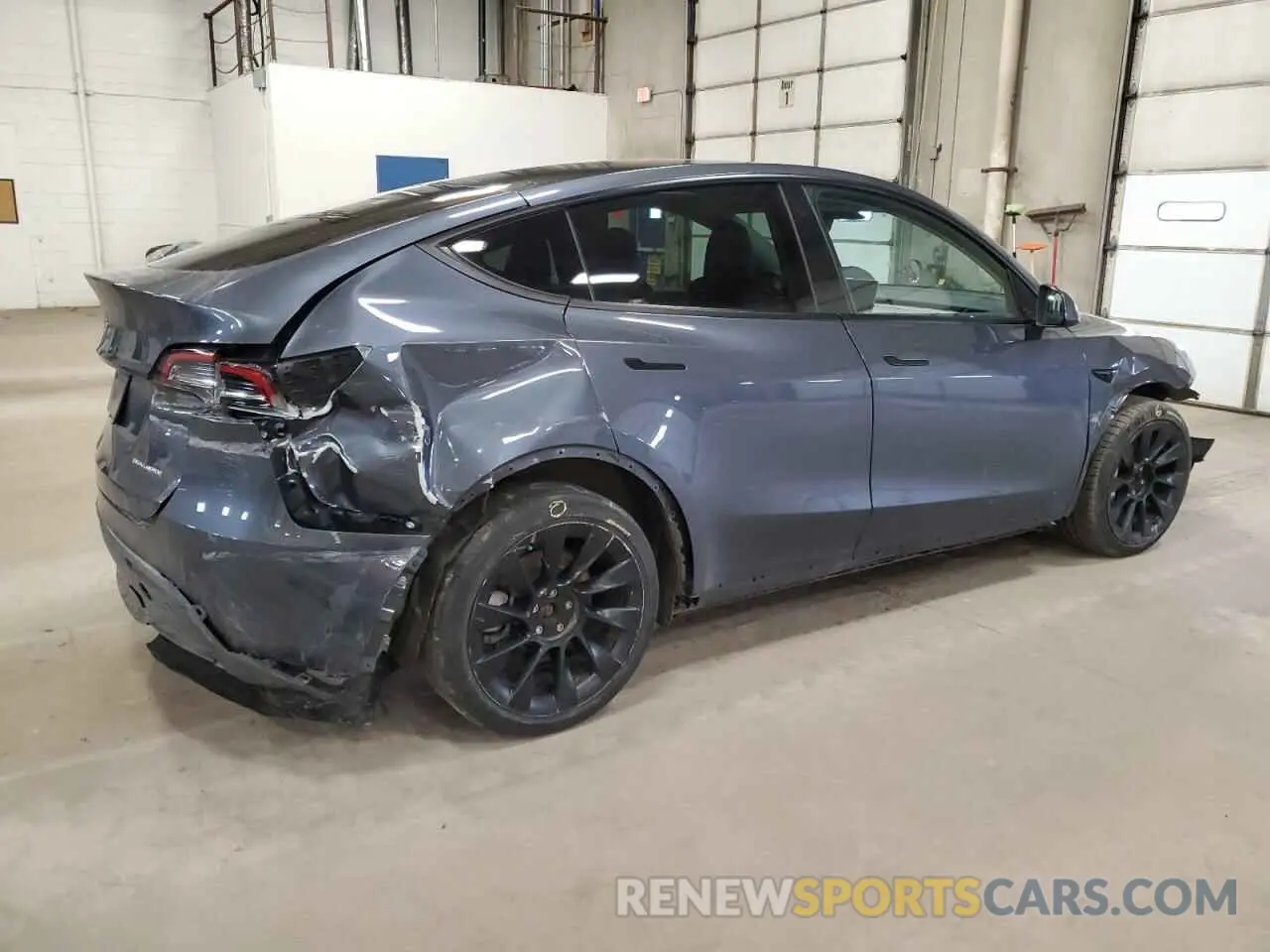 3 Photograph of a damaged car 7SAYGDEEXPA074208 TESLA MODEL Y 2023