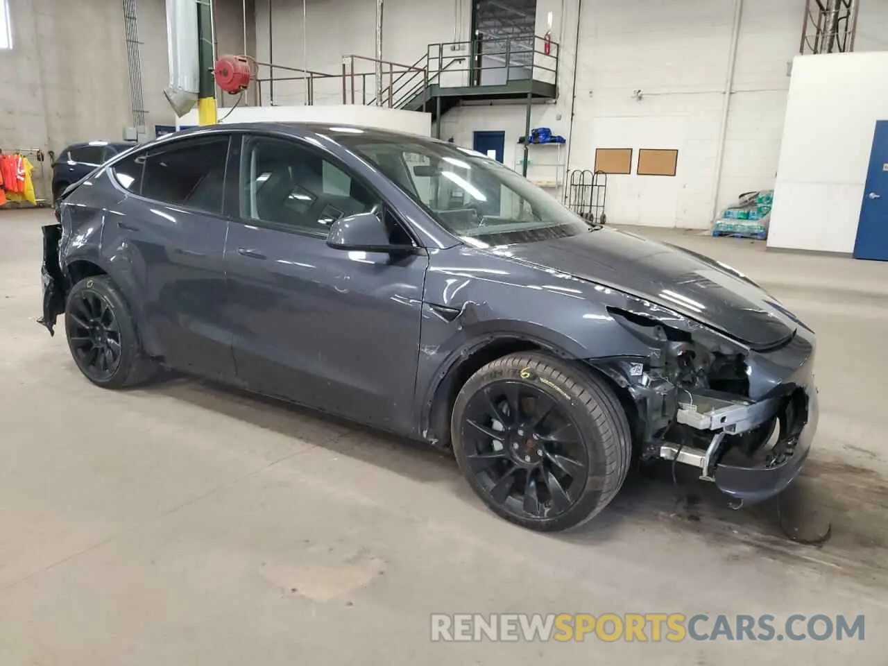 4 Photograph of a damaged car 7SAYGDEEXPA074208 TESLA MODEL Y 2023
