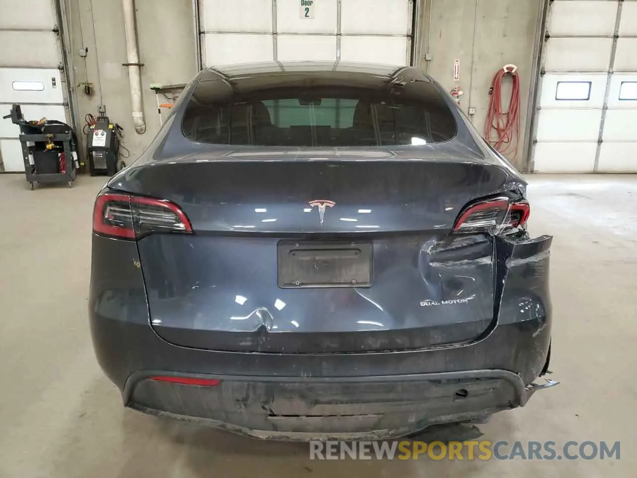 6 Photograph of a damaged car 7SAYGDEEXPA074208 TESLA MODEL Y 2023