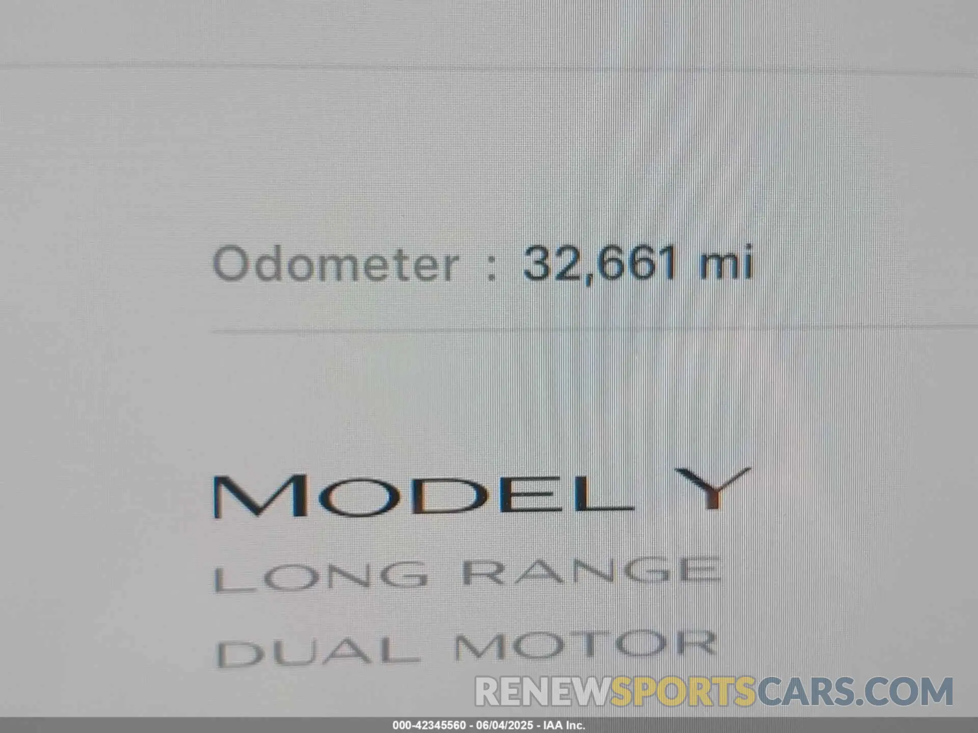 16 Photograph of a damaged car 7SAYGDEEXPA083135 TESLA MODEL Y 2023