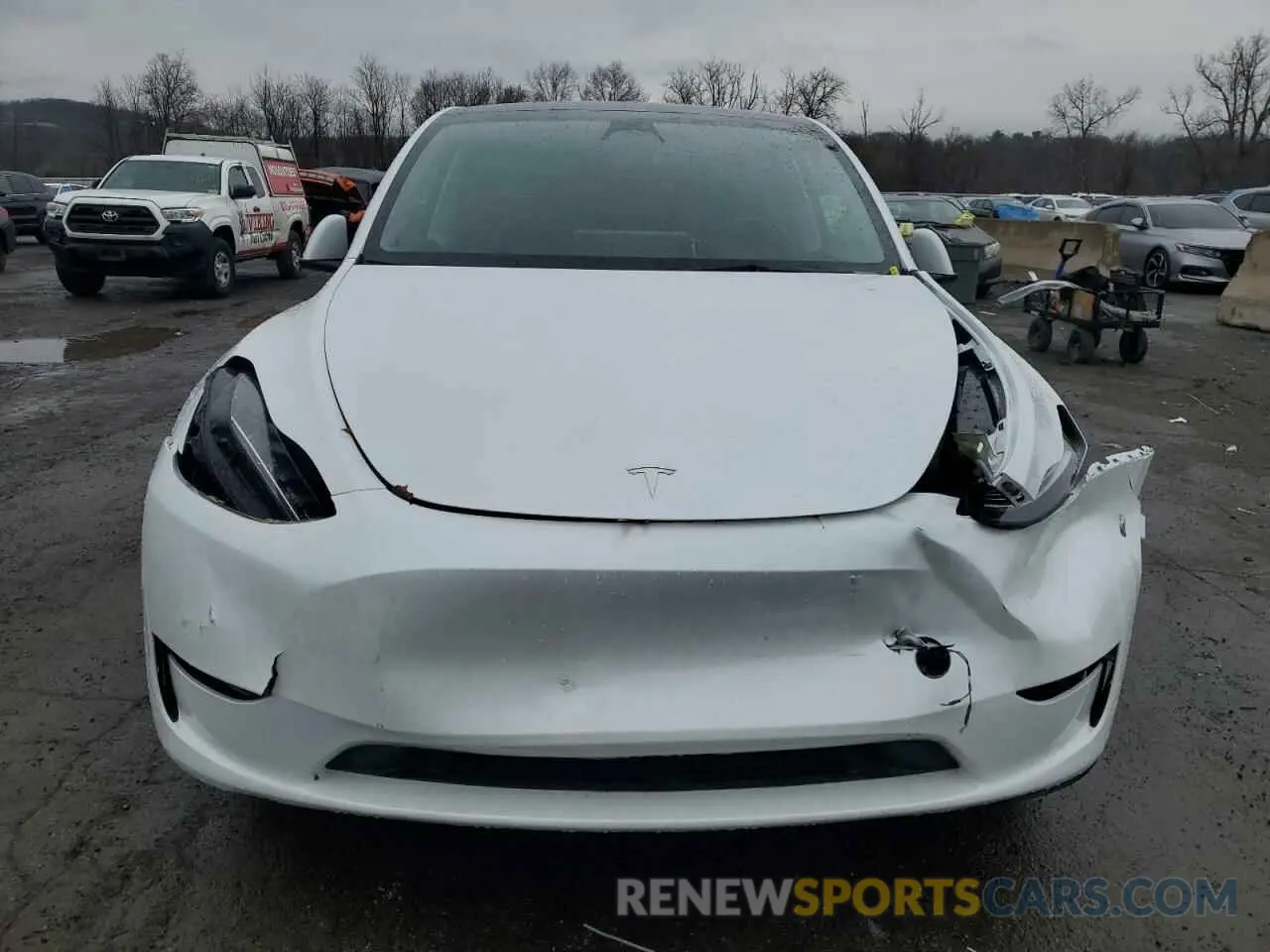 5 Photograph of a damaged car 7SAYGDEEXPA122953 TESLA MODEL Y 2023
