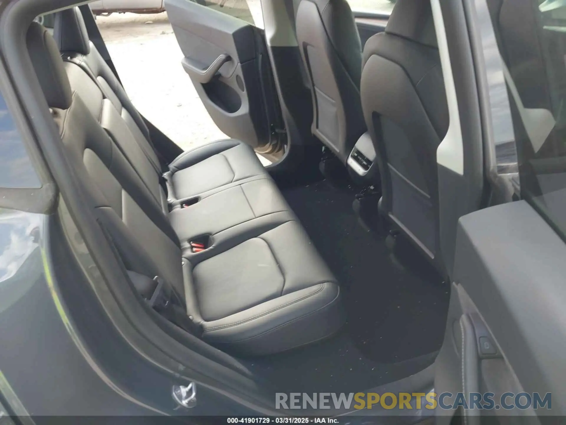 8 Фотография поврежденного автомобиля 7SAYGDEEXPA124203 TESLA MODEL Y 2023