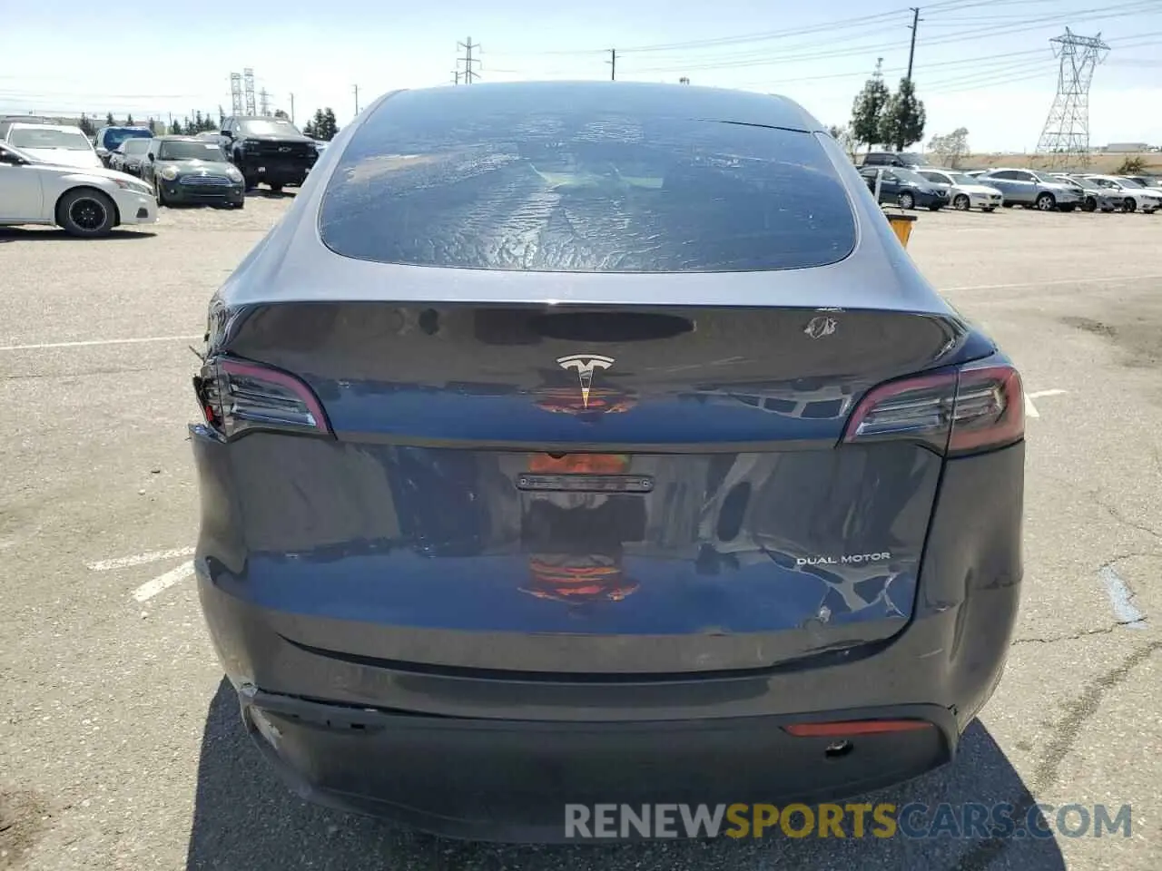 6 Photograph of a damaged car 7SAYGDEEXPA157332 TESLA MODEL Y 2023